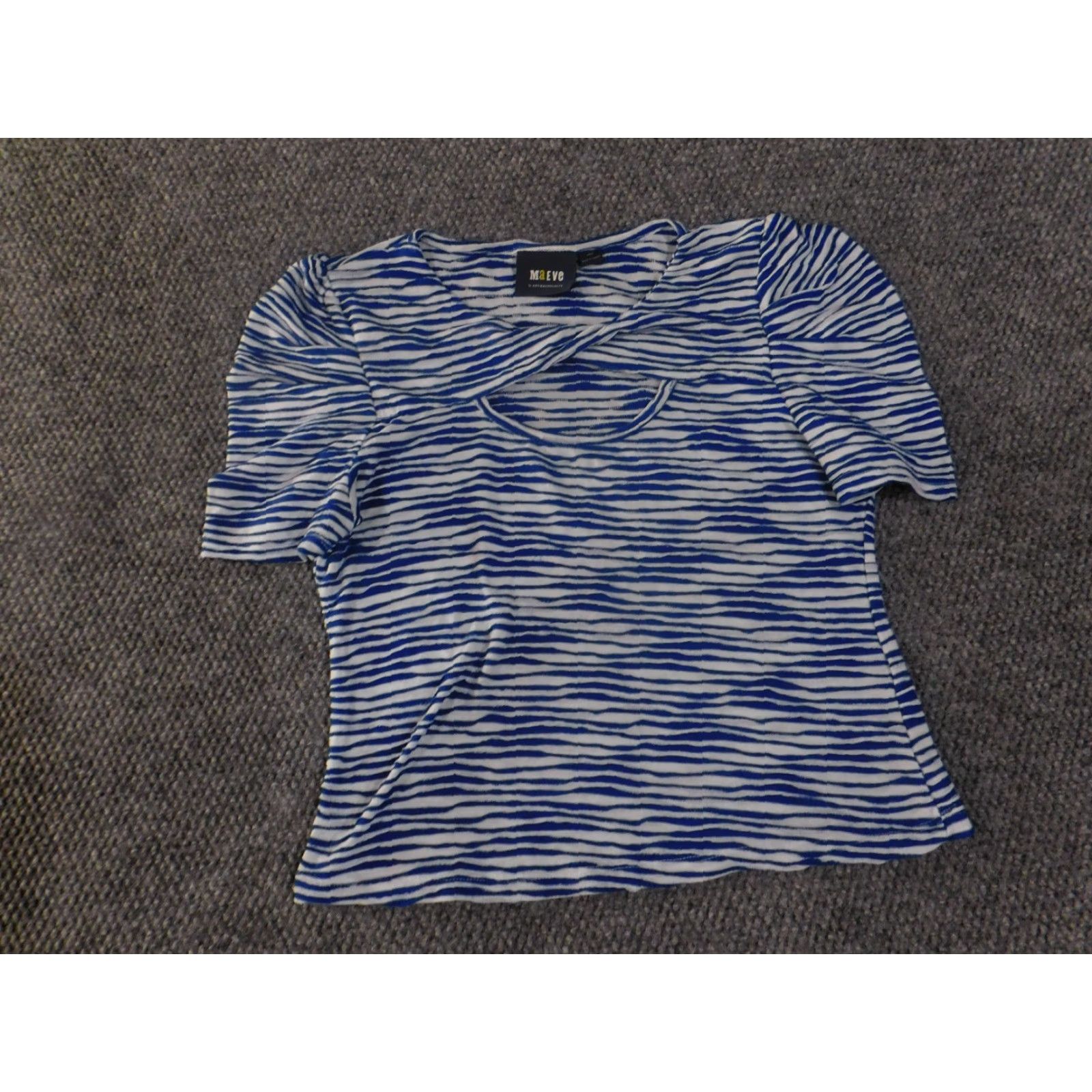 Vintage Maeve Shirt Womens Large Blue Geometric Puff Sleeve Short Sleeve V-Neck Button-Up Casual Spring Summer Womens L Blue Geometric Size L / US 10 / IT 46 - 3 Thumbnail
