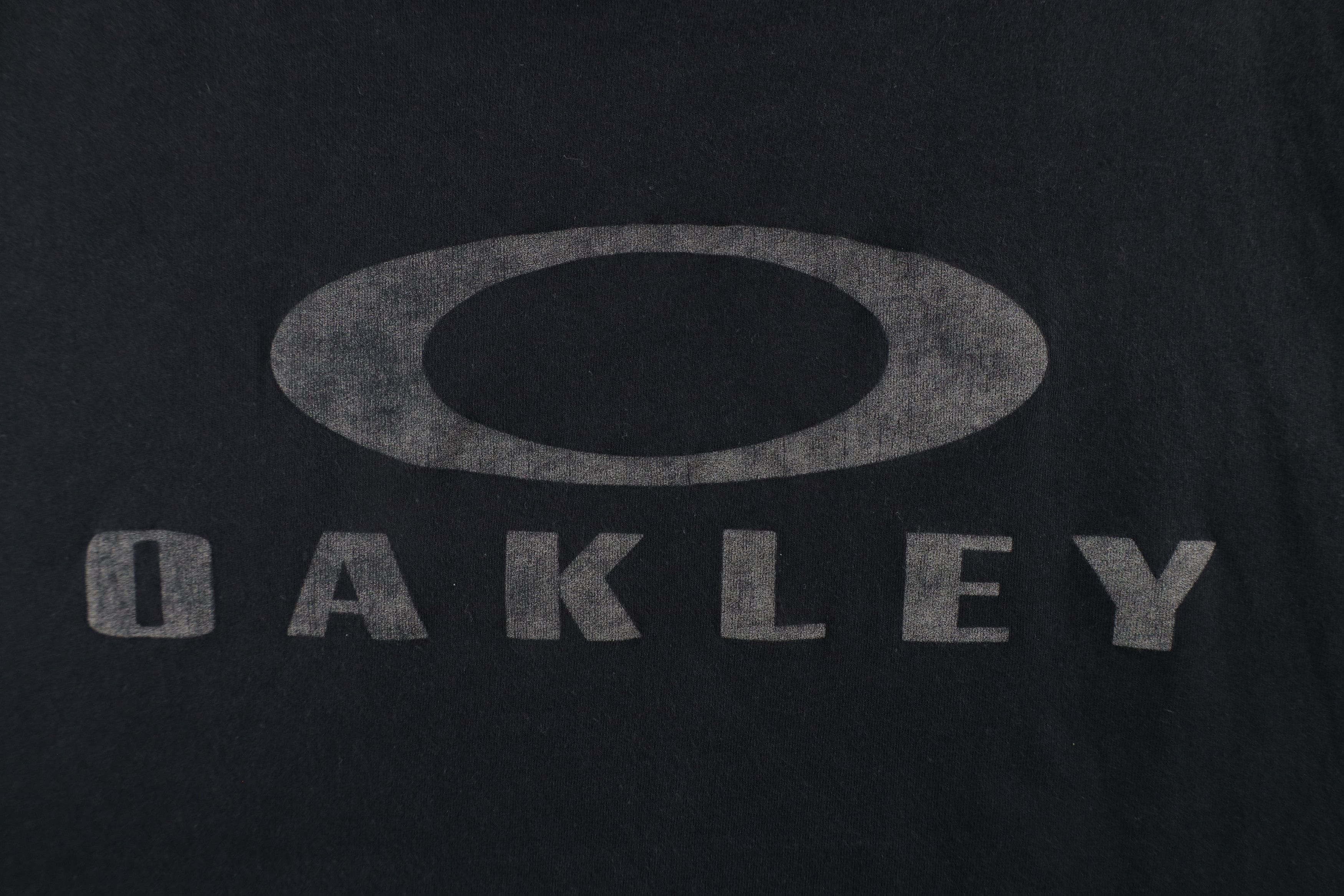 Oakley × Vintage Vintage Oakley Spell Out Big Logo Short Sleeve T-Shirt Black Size US XL / EU 56 / 4 - 4 Thumbnail