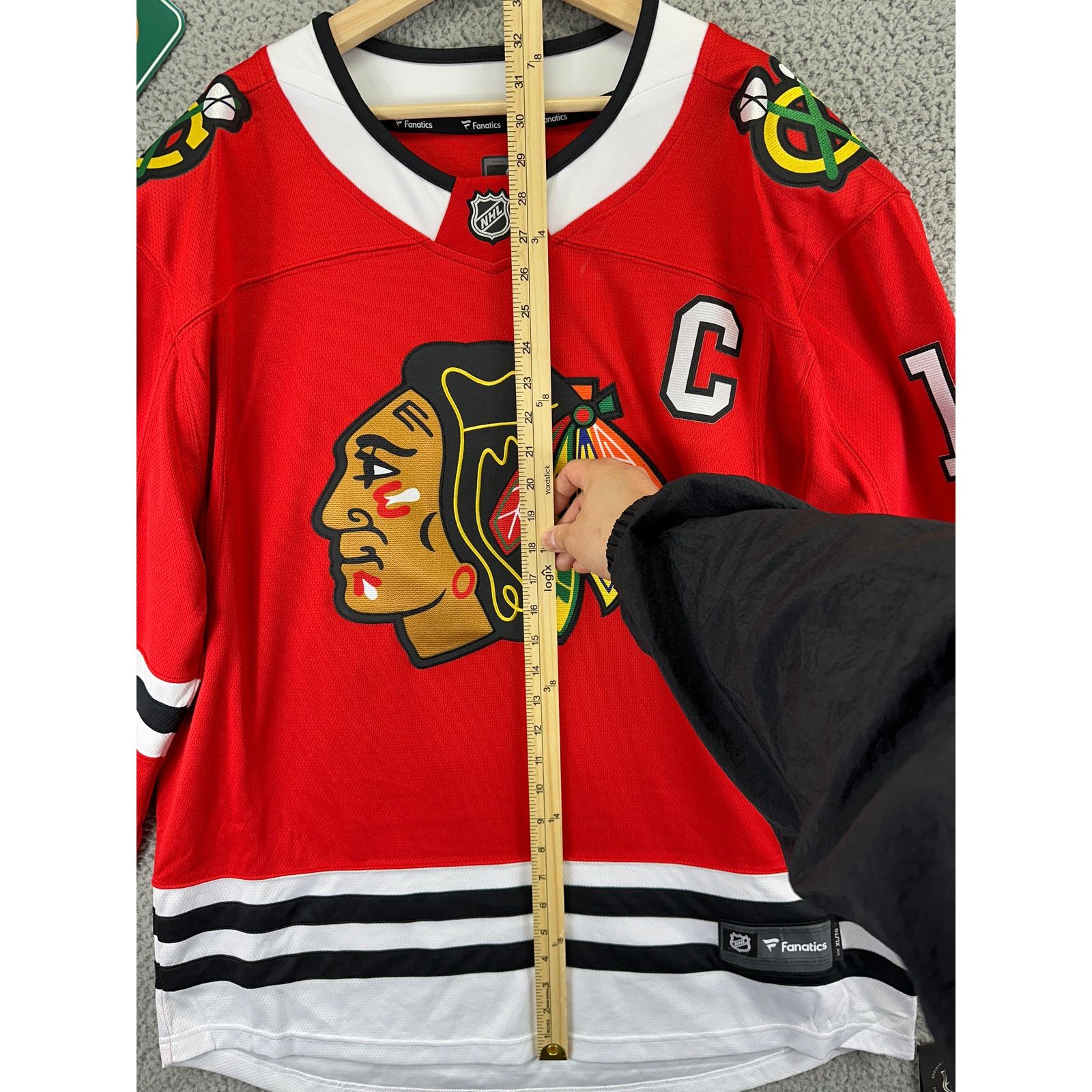 NHL Fanatics Chicago Blackhawks TOEWS 19 Mens Size XL NHL Jersey Size US XL / EU 56 / 4 - 3 Thumbnail