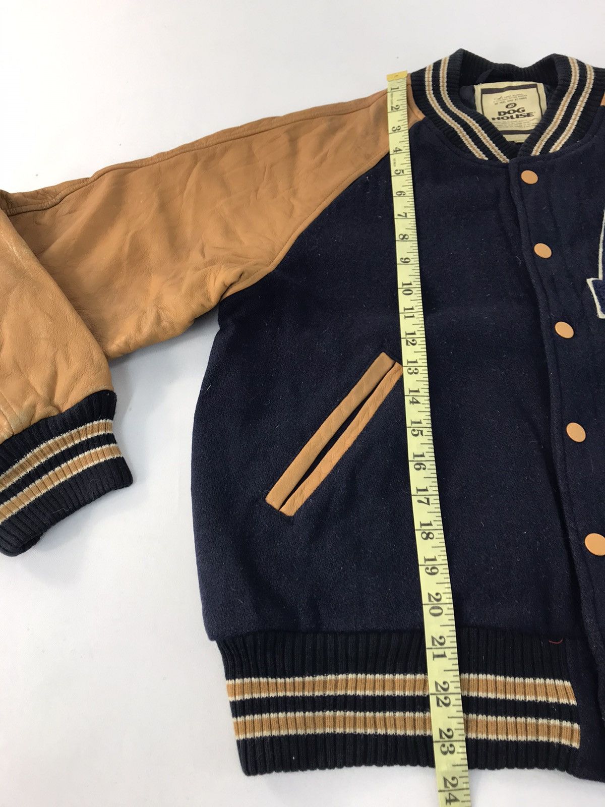 Genuine Leather Dog House Griffey 24 Simple Varsity Jacket Leather Sleeve Size US L / EU 52-54 / 3 - 11 Thumbnail