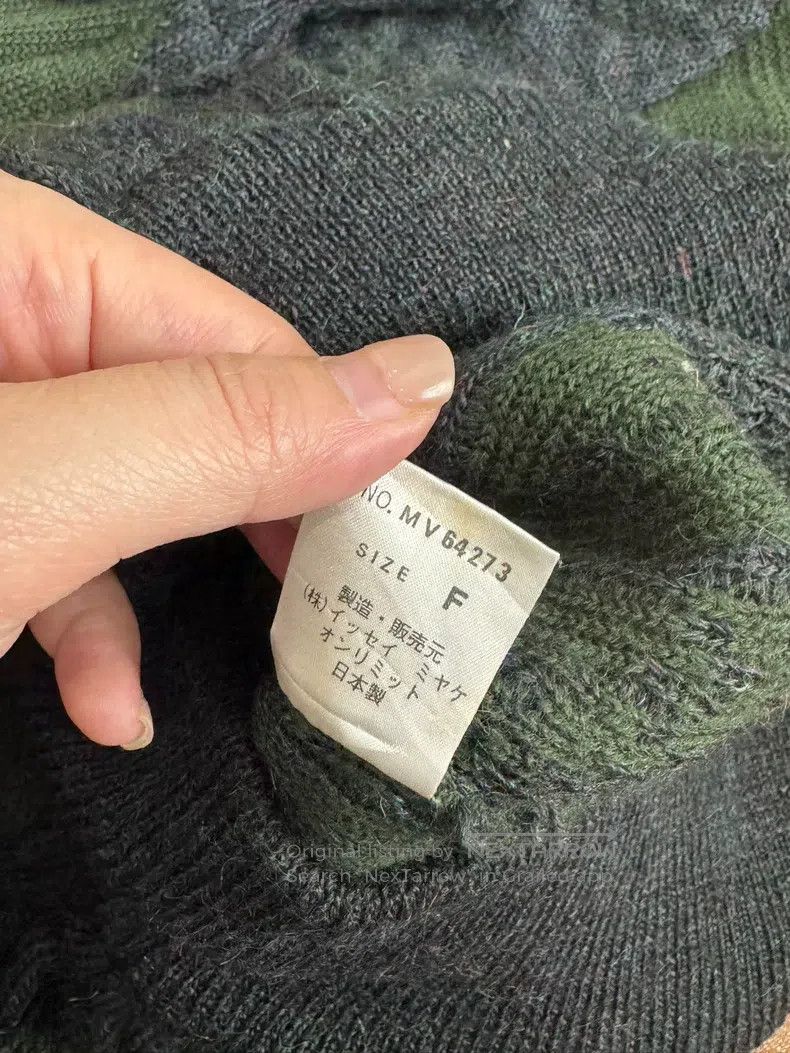 Issey Miyake Issey Miyake size:F Wool Green Color-Block Sweater Size US S / EU 44-46 / 1 - 5 Thumbnail