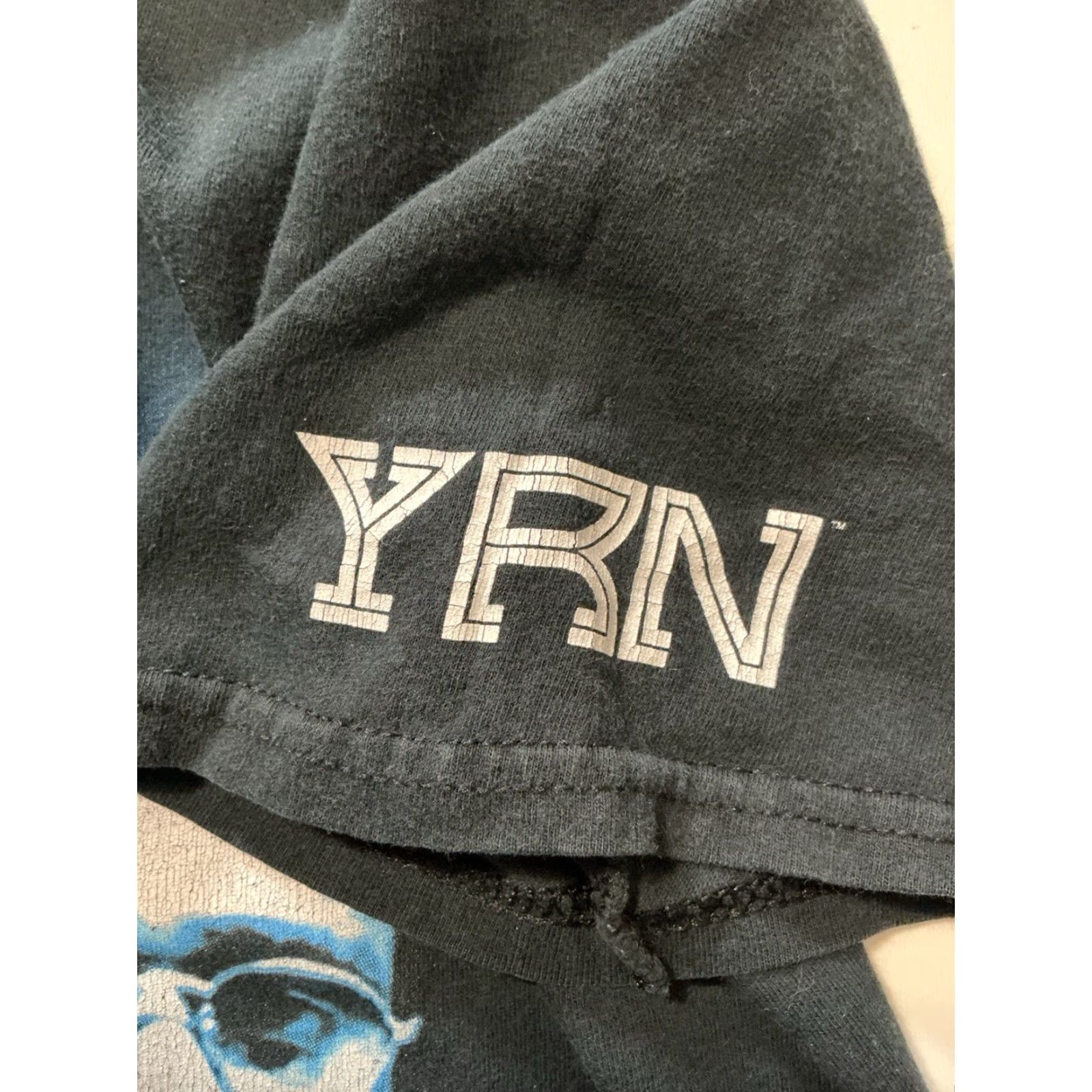 Vintage VINTAGE YRN Yung Rich Nation Migos Quavo Takeoff Offset Blue Smoke Graphic T-Shirt Sz. S Mens Shirt Black Smoke Graphic Rap Hip Hop 90s? Size US S / EU 44-46 / 1 - 6 Thumbnail