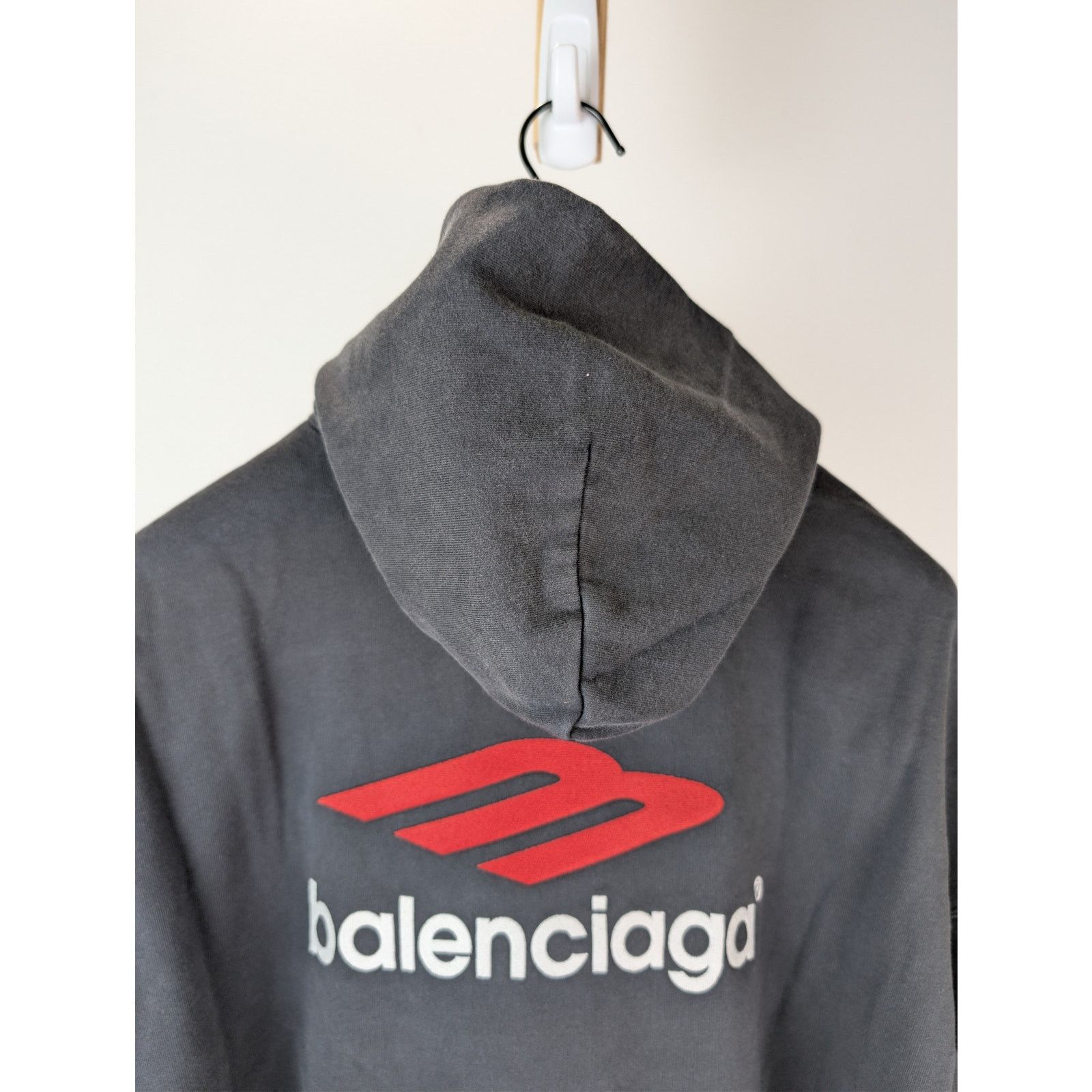 Balenciaga o1rshd1 3B Sports Icon Hoodie in Washed Dark Grey Size US S / EU 44-46 / 1 - 15 Thumbnail
