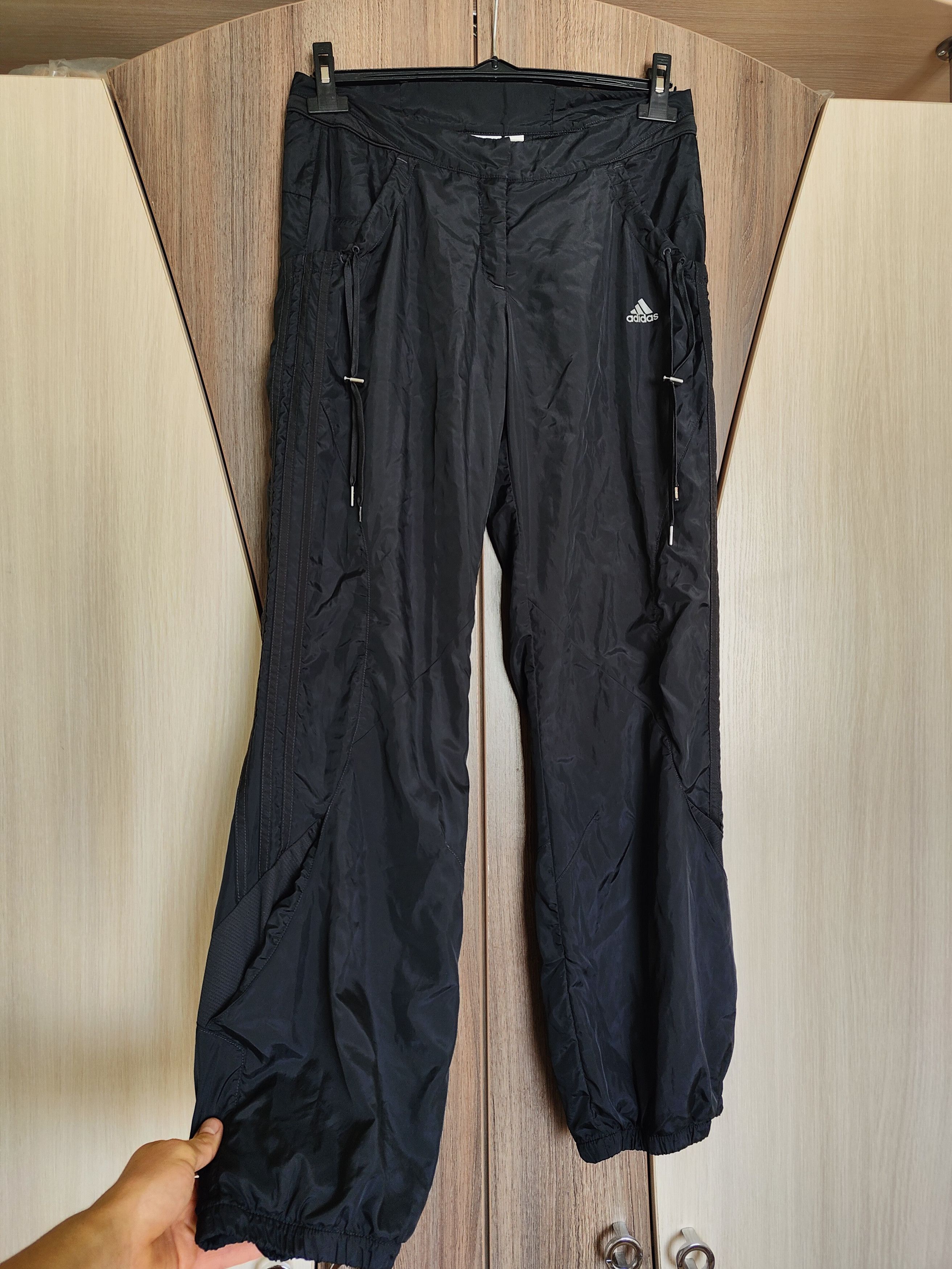 Adidas Vintage Adidas Woman's flared fashion sports pants M Size 30" / US 8 / IT 44 - 1 Thumbnail