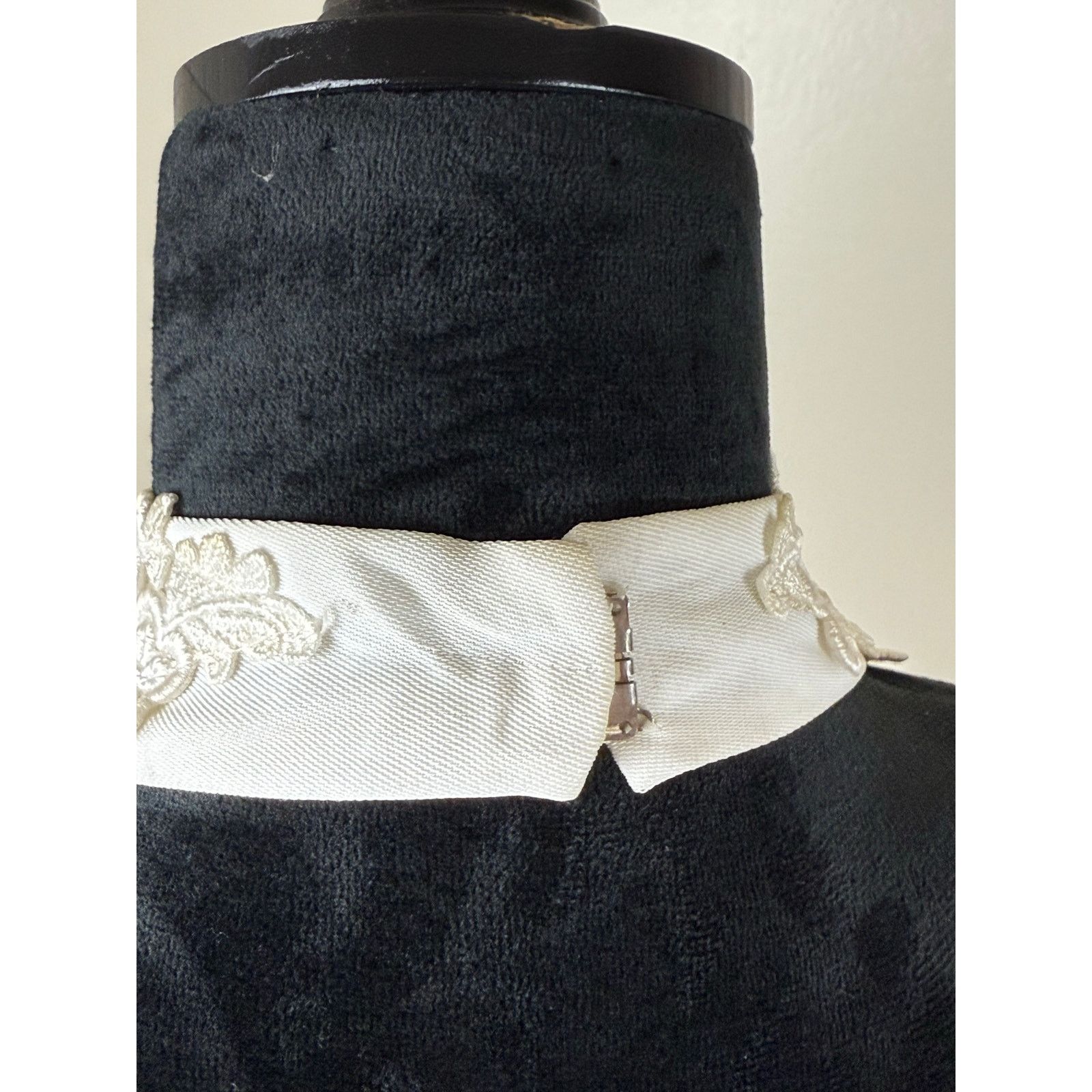 Casadei Eletra Casadei Vintage Dress - Size 4 - Great Condition Size S / US 4 / IT 40 - 8 Thumbnail