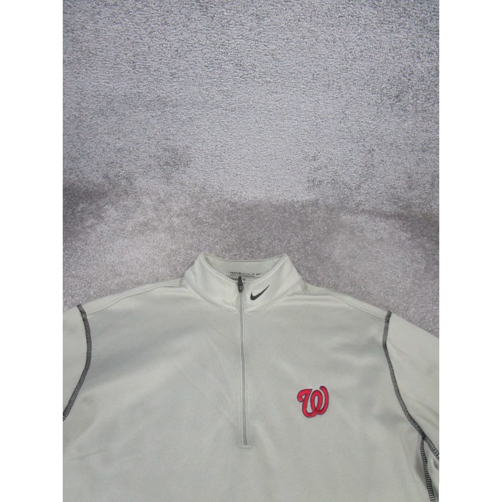 Nike VINTAGE Nike Golf Sweatshirt Mens Medium Tour Performance Gray Dri-FIT 90s Football Theme Mens Size US M / EU 48-50 / 2 - 2 Thumbnail