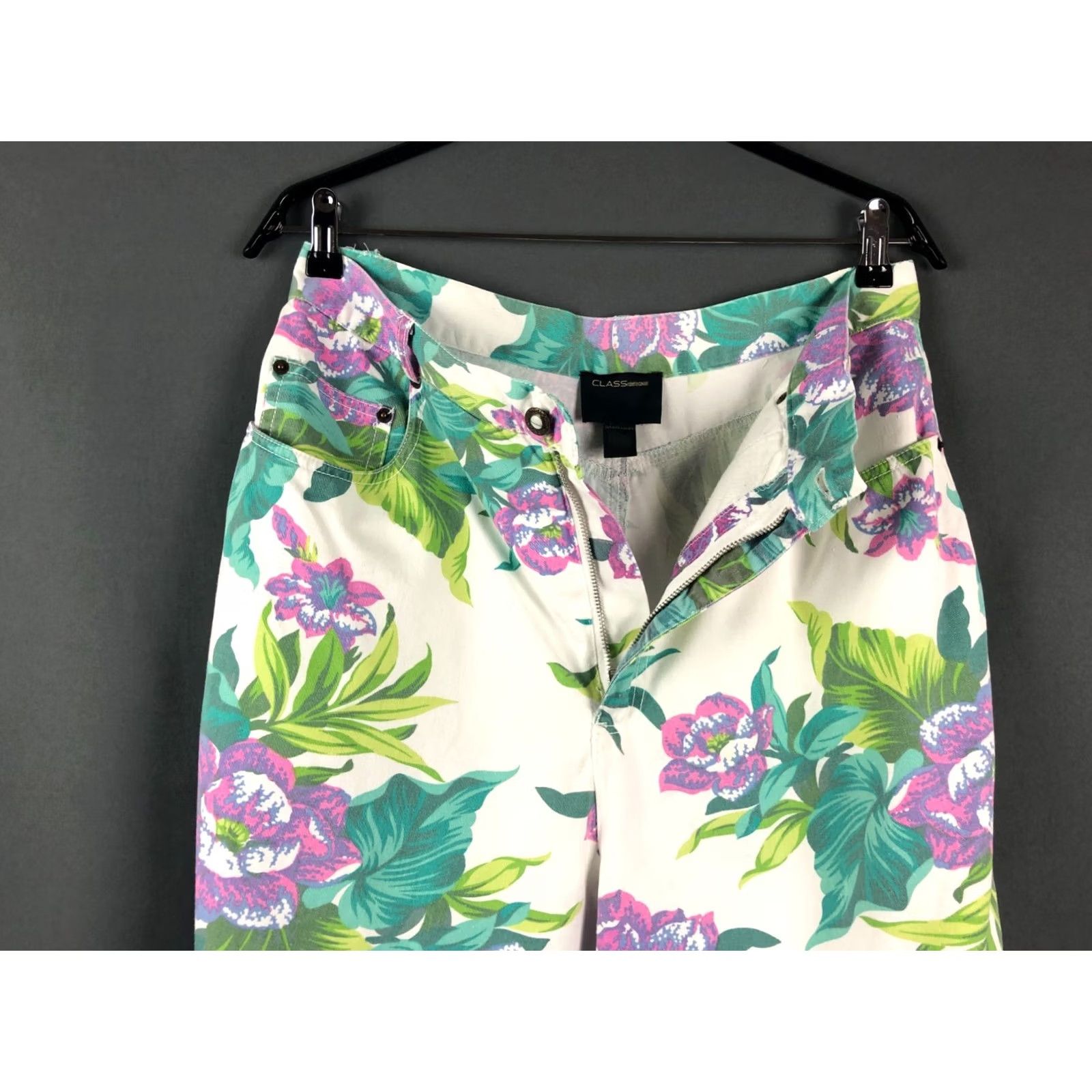 Roberto Cavalli Class Roberto Cavalli Pants White Cotton Floral Patterned Women Regular Fit Ankle Casual Spring Summer Fall Size 42" / US 20 - 6 Thumbnail