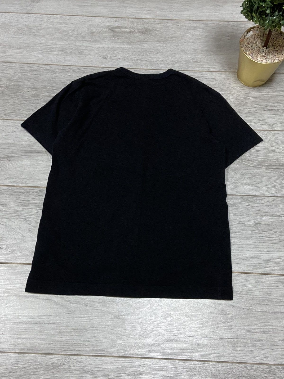 Comme des Garcons PLAY PLAY vintage Comme des garçons big print logo heart t-shirt Size US M / EU 48-50 / 2 - 10 Thumbnail