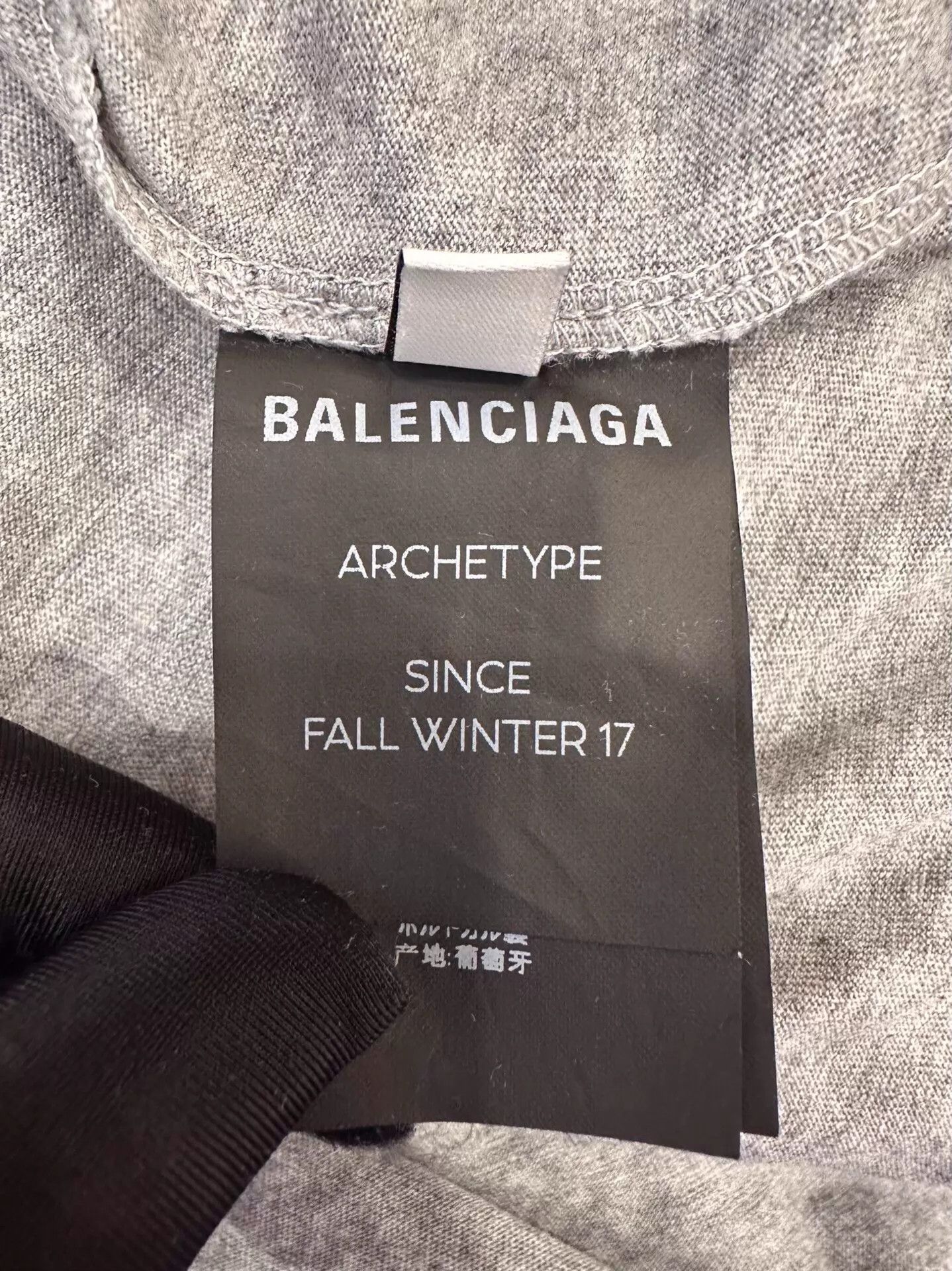 Balenciaga Balenciaga men's gray short sleeve tee black logo print L Size US L / EU 52-54 / 3 - 7 Thumbnail