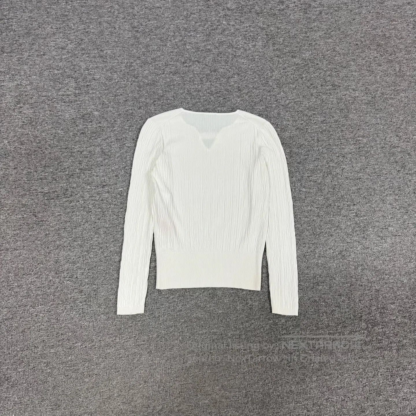 Chanel Chanel Golden little horse buckle; Knitted top| Size S / US 4 / IT 40 - 2 Thumbnail