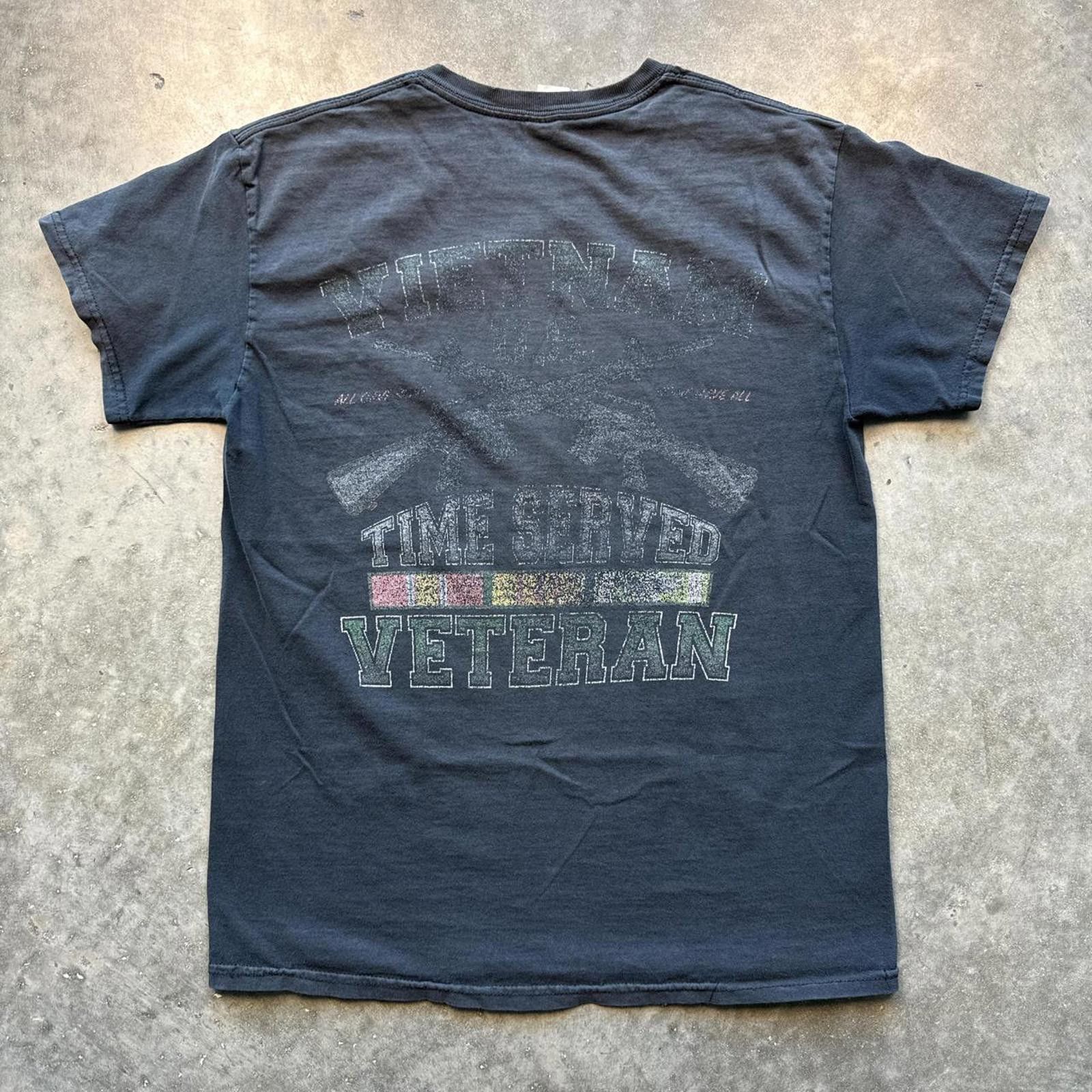 Gildan Faded Vintage Y2k Vietnam Time Served Veteran Graphic TShirt Size US S / EU 44-46 / 1 - 2 Thumbnail