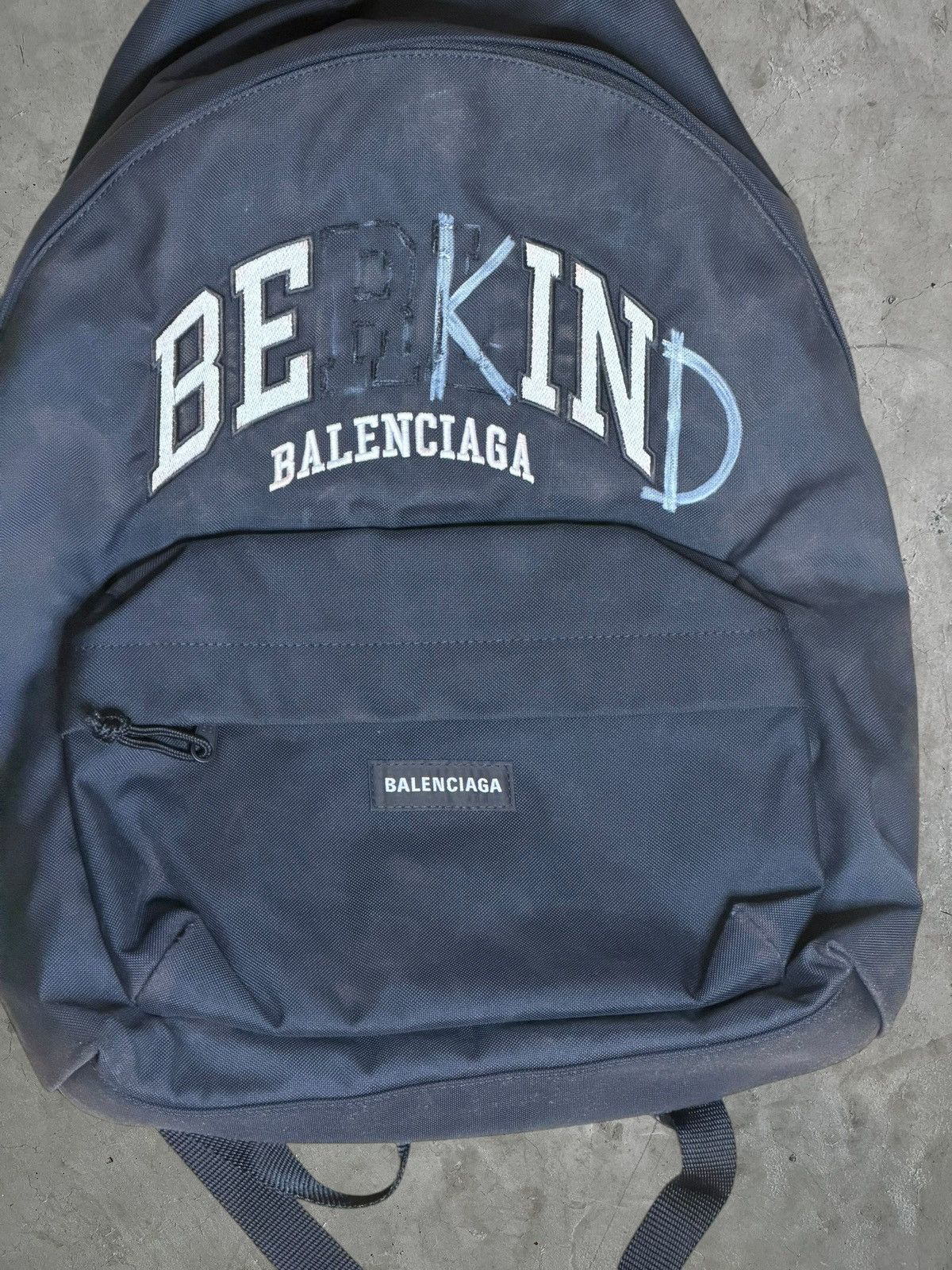 Balenciaga Balenciaga Be Kind Backpack Size ONE SIZE - 4 Thumbnail