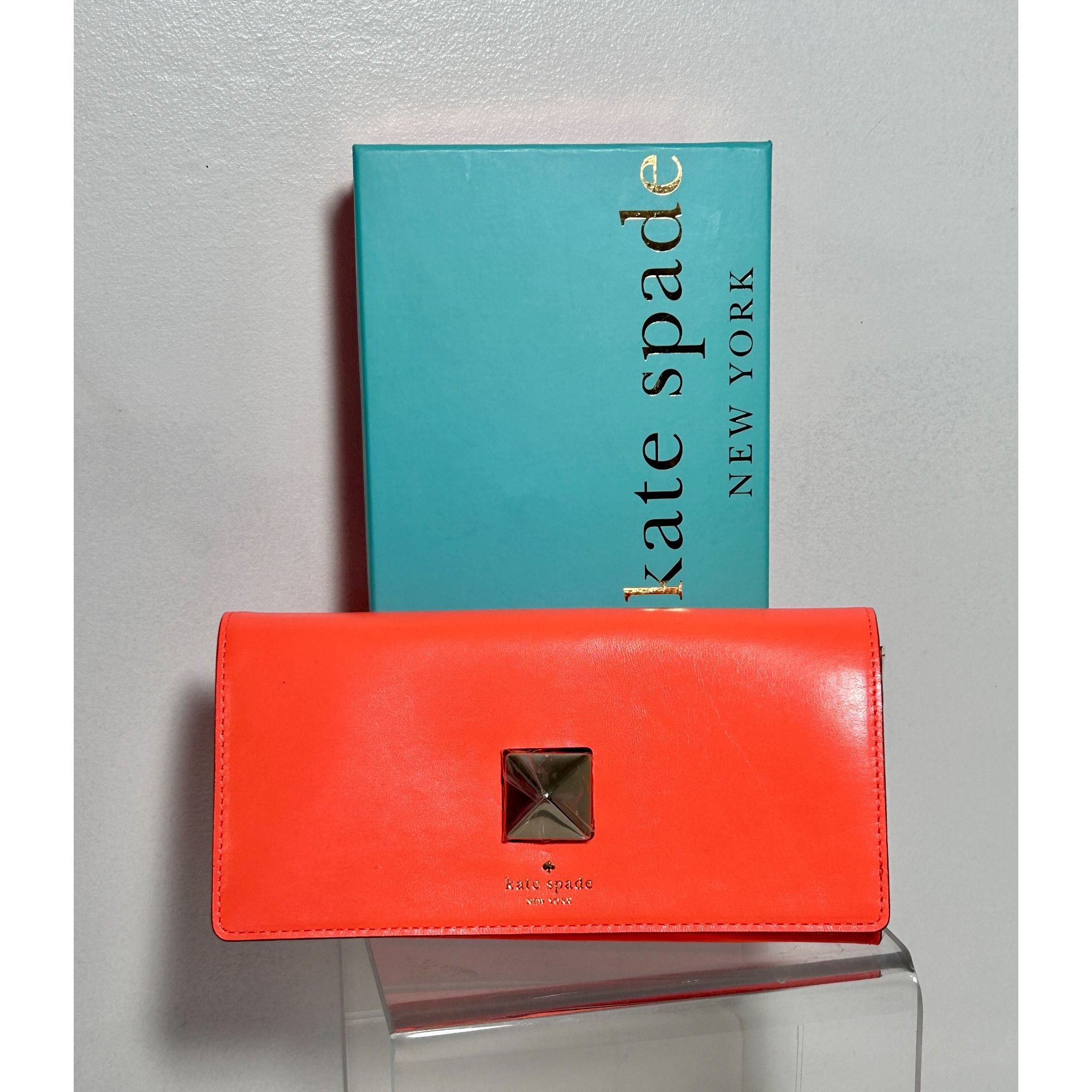 Kate Spade New York New Bond Street Cyndy Wallet in Flo Cora