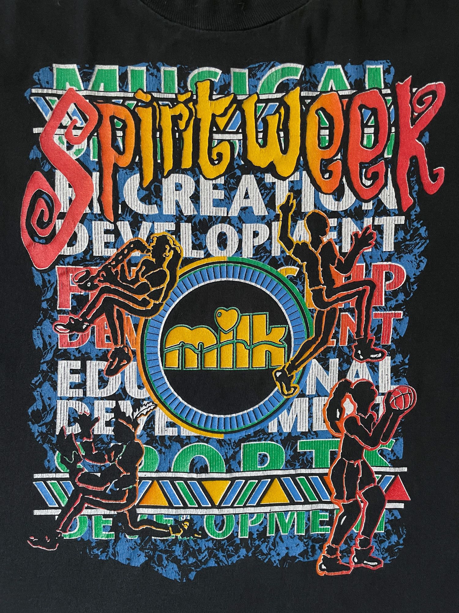 Fruit Of The Loom × Vintage 90s Single Stitch 'Energize With This Milk Energy' T-Shirt Size US XL / EU 56 / 4 - 3 Thumbnail