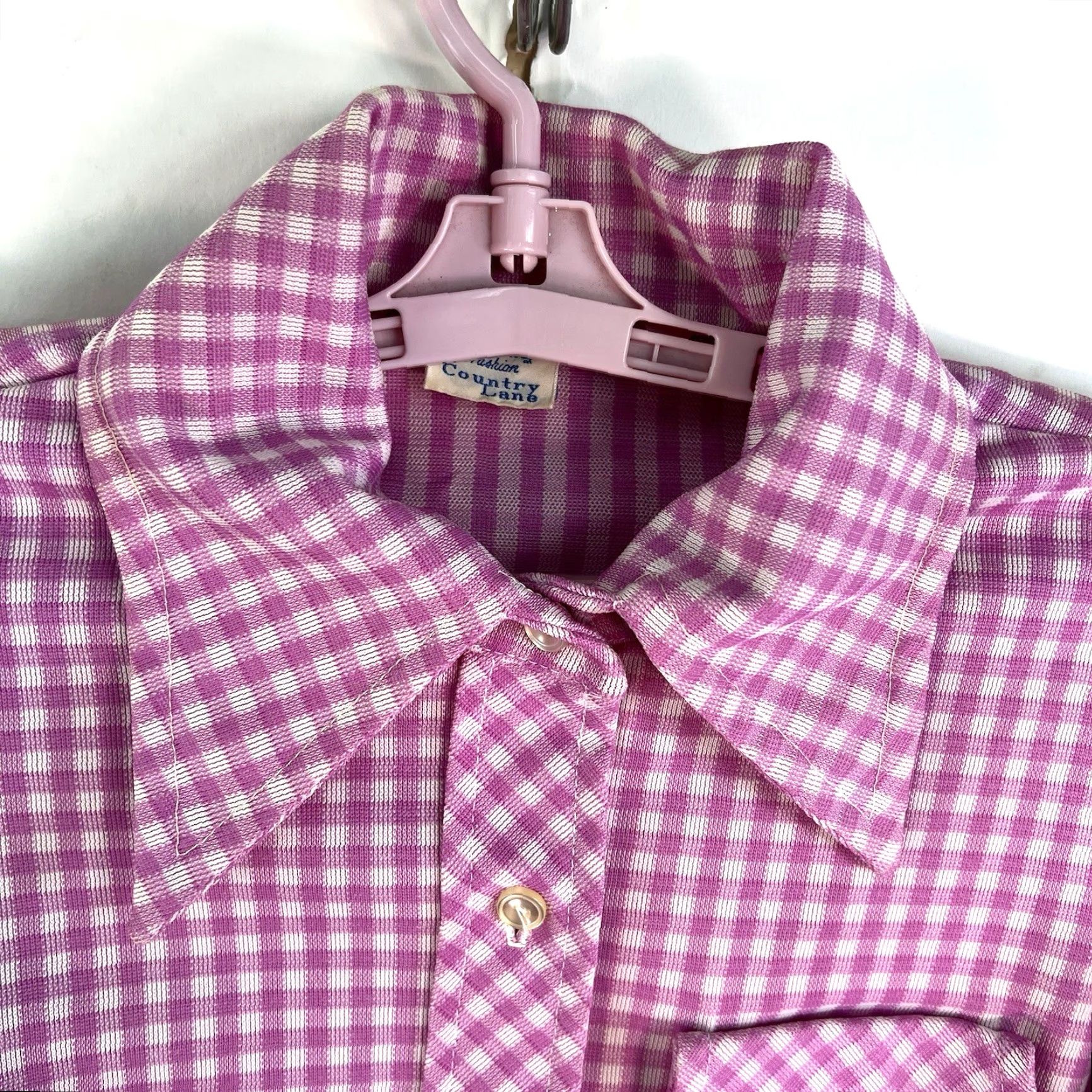 Vintage VINTAGE Country Lane Shirt Womens S/M Pink 1970s Gingham Collared Button-Up Polyester Mod/GoGo USA Seller Size S / US 4 / IT 40 - 3 Thumbnail