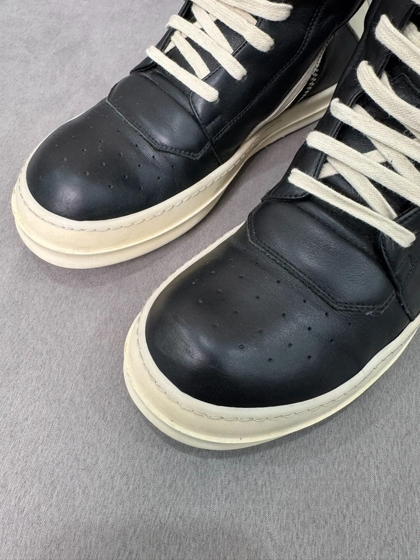 Rick Owens rick owens black and white high-top sneakers. Size US 7 / EU 40 - 5 Thumbnail