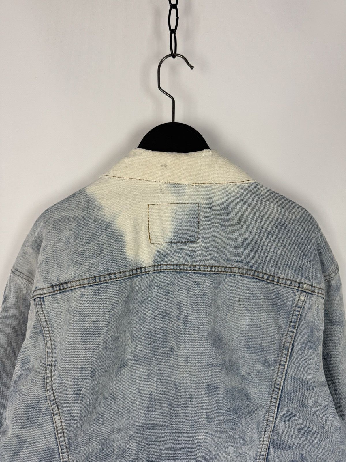 Levi's Vintage Distressed Levi’s Washed Denim Custom Made Jacket Size US XL / EU 56 / 4 - 16 Thumbnail