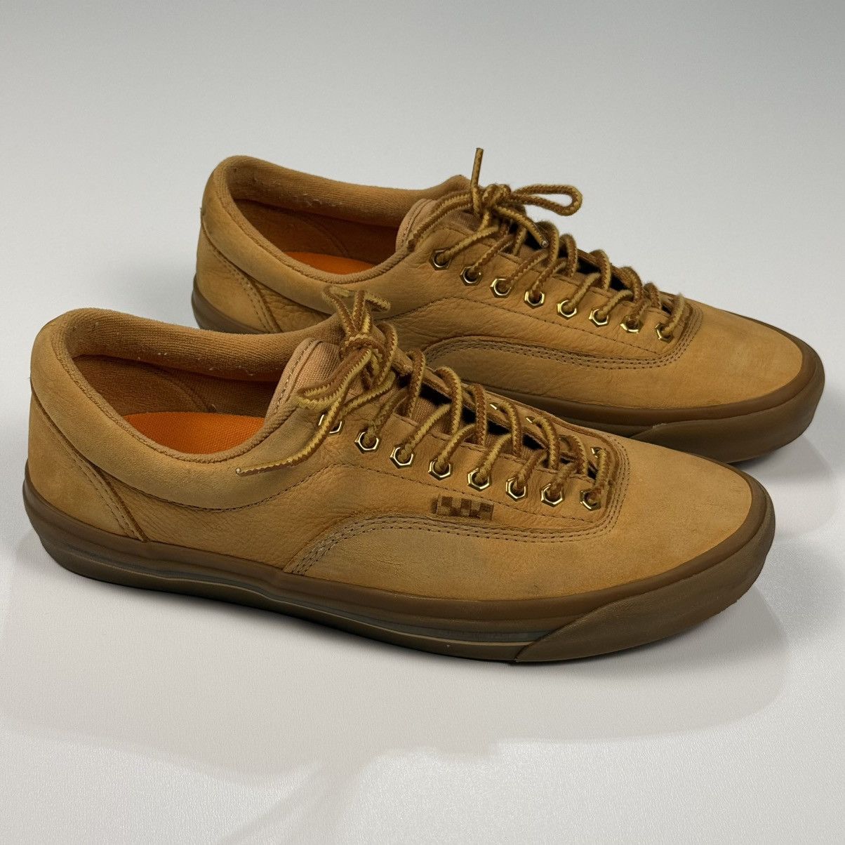Vans Dime Vans Leather Eras Size US 11 / EU 44 - 1 Thumbnail