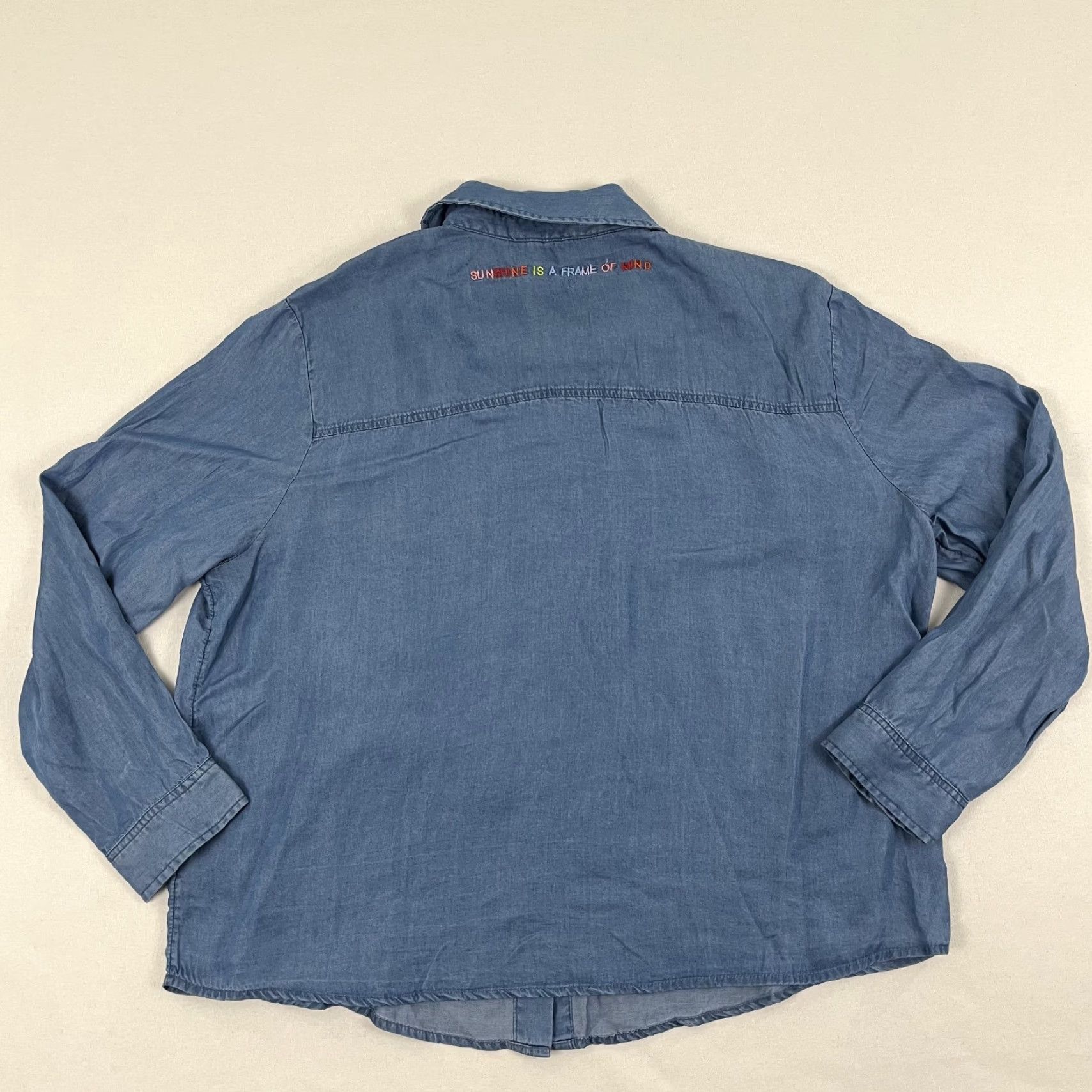 Kerri Rosenthal Button Up Shirt Womens XL Blue Happiness is a Frame of Mind