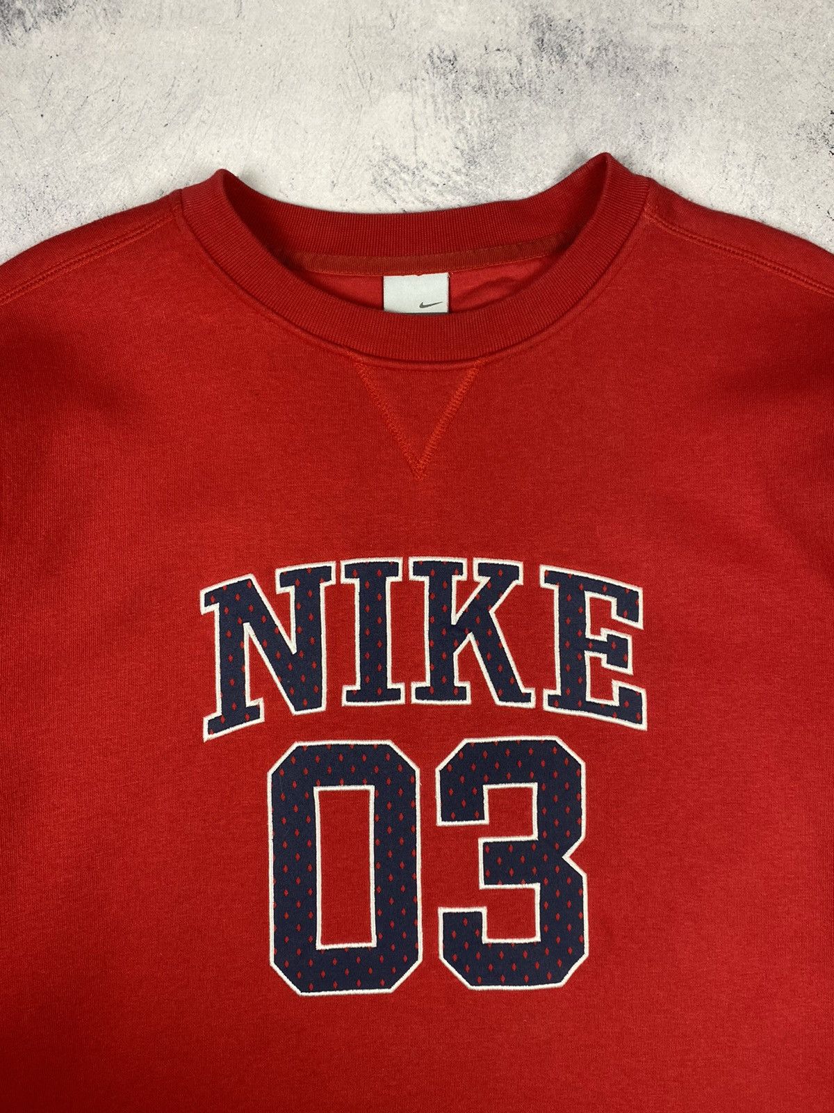Nike × Vintage Vintage 00s Nike Big Logo Y2K Streetwear Sweatshirt Size US L / EU 52-54 / 3 - 5 Thumbnail