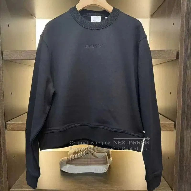 Burberry Burberry Black Cropped Logo Sweatshirt. Size L / US 10 / IT 46 - 2 Thumbnail