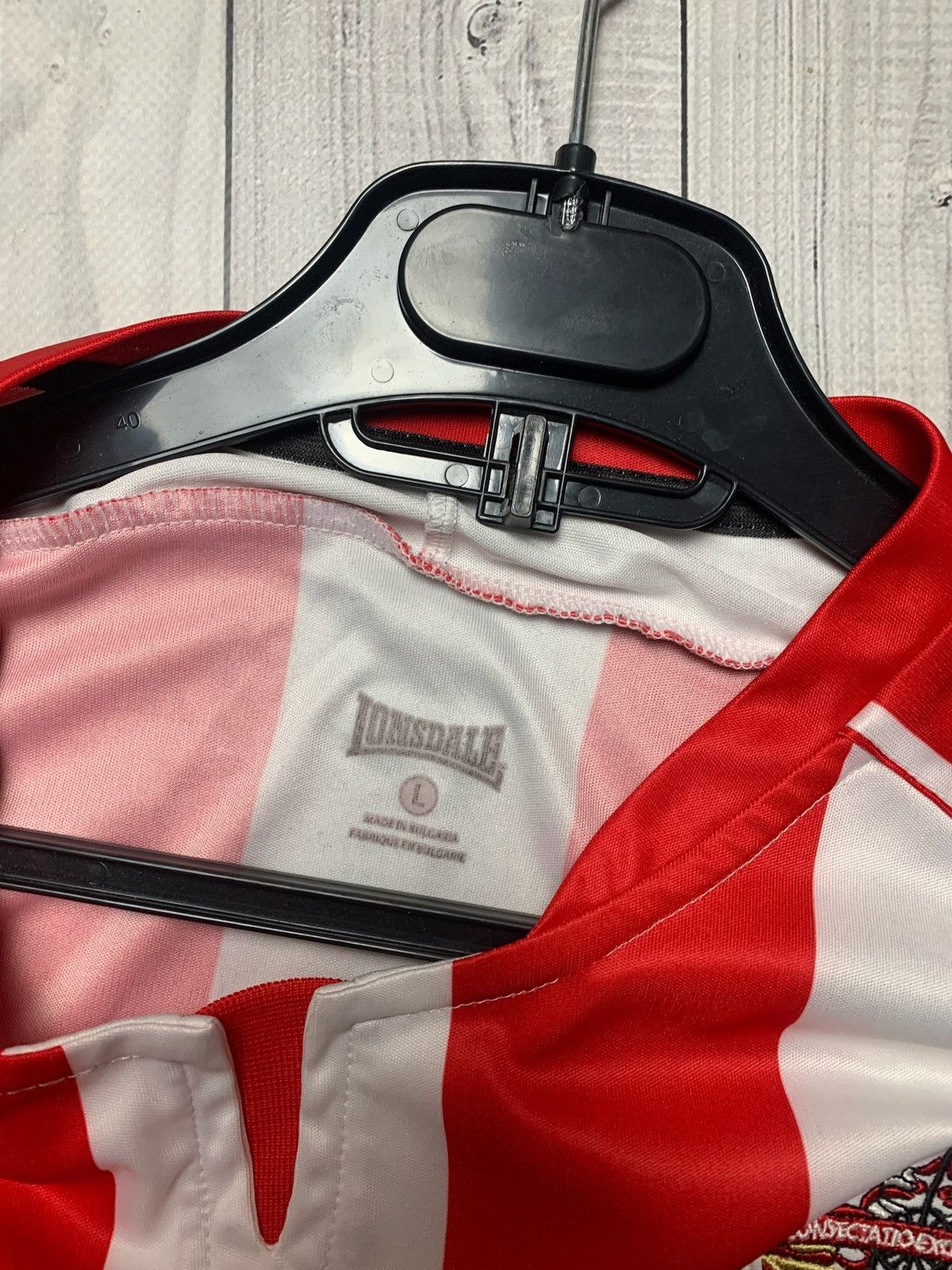Lonsdale × Vintage Vintage Londsdale Sunderland soccer jersey size L striped Size US L / EU 52-54 / 3 - 3 Thumbnail