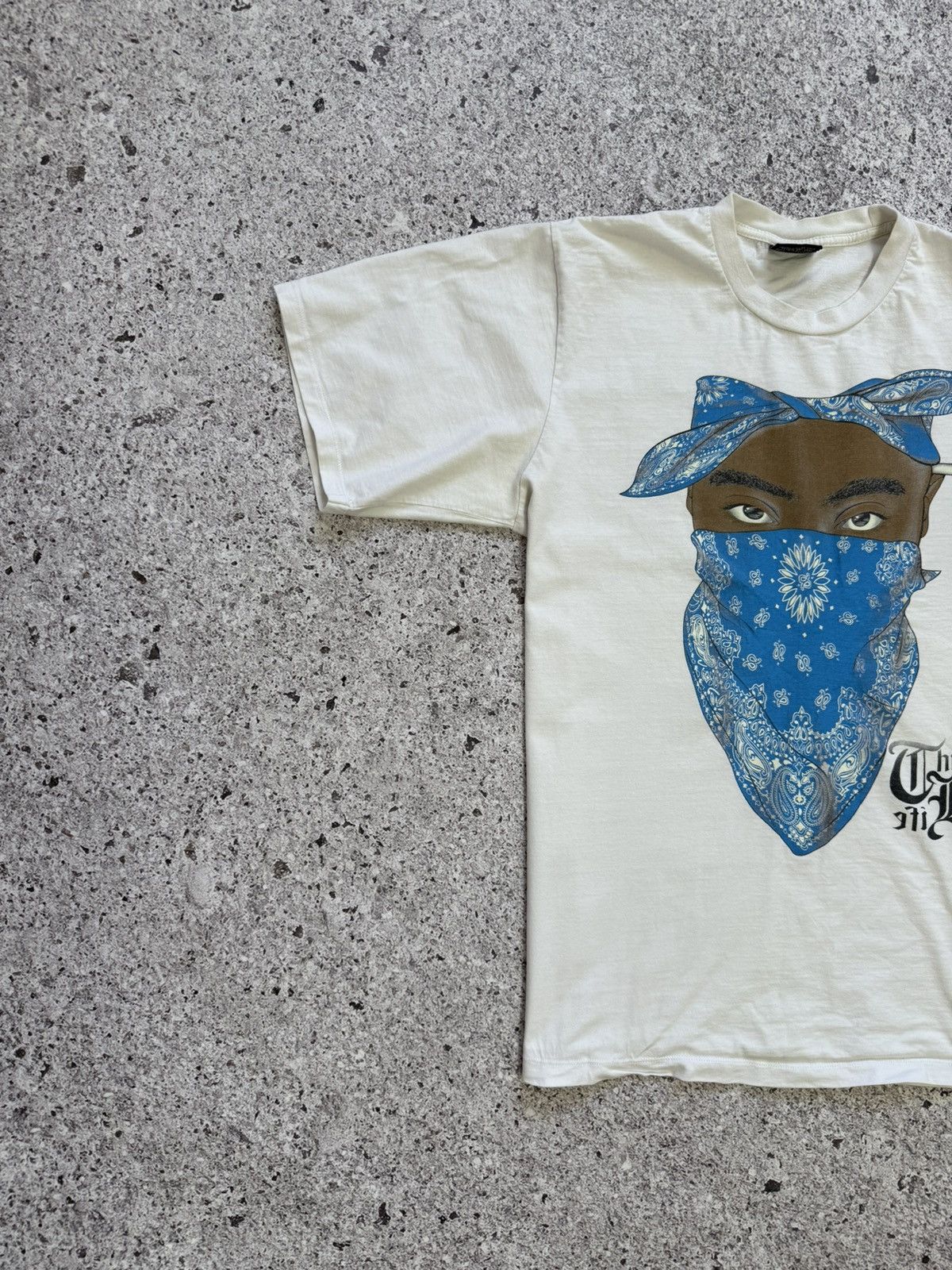 Band Tees × Rap Tees × Vintage Vintage 90’s Thug Life Rap Tough Face Tupac Bandana T-Shirt Size US XL / EU 56 / 4 - 4 Thumbnail