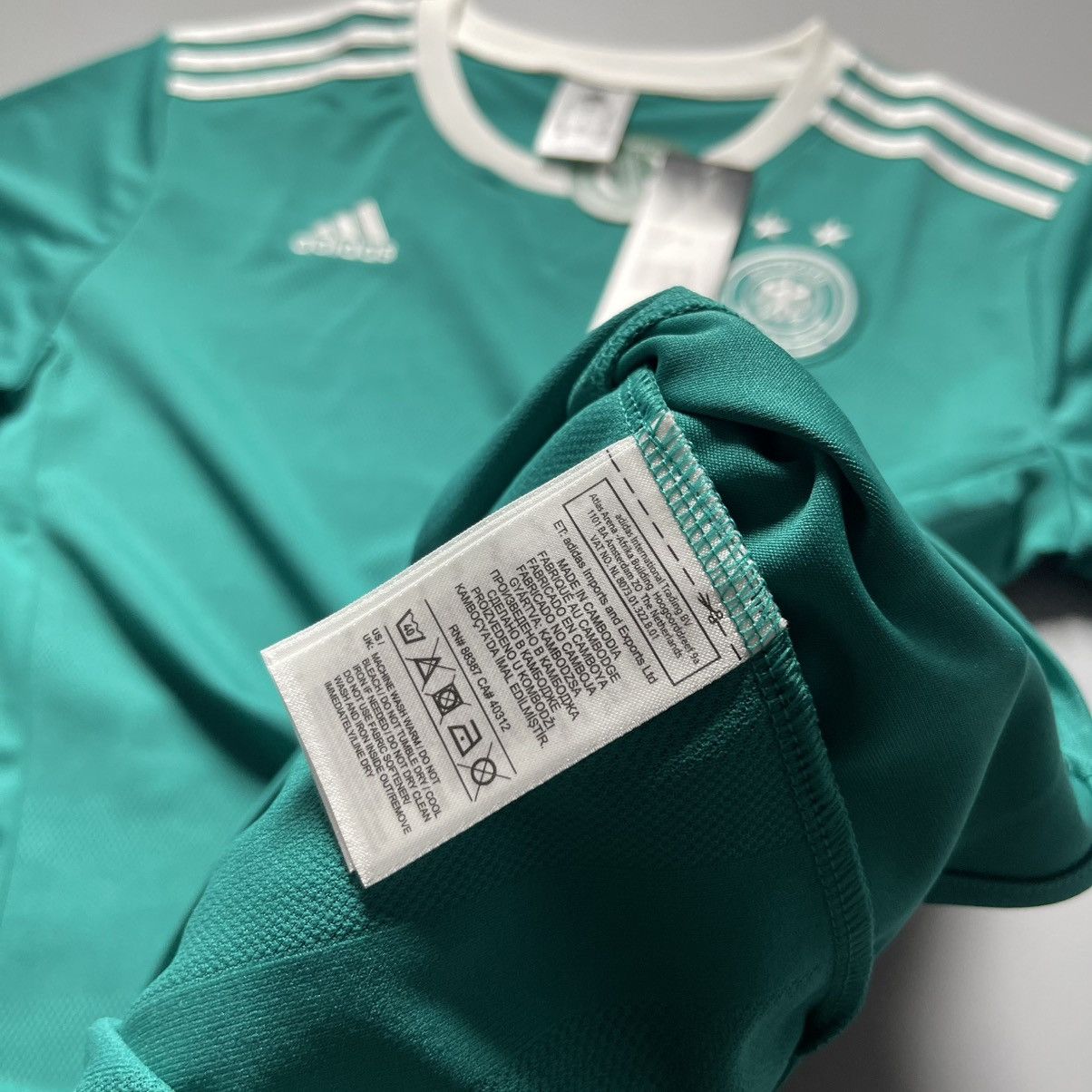 Adidas × Vintage NWT GERMANY ADIDAS 2016 EURO FOOTBALL SOCCER TEAM JERSEY Size M / US 6-8 / IT 42-44 - 8 Thumbnail