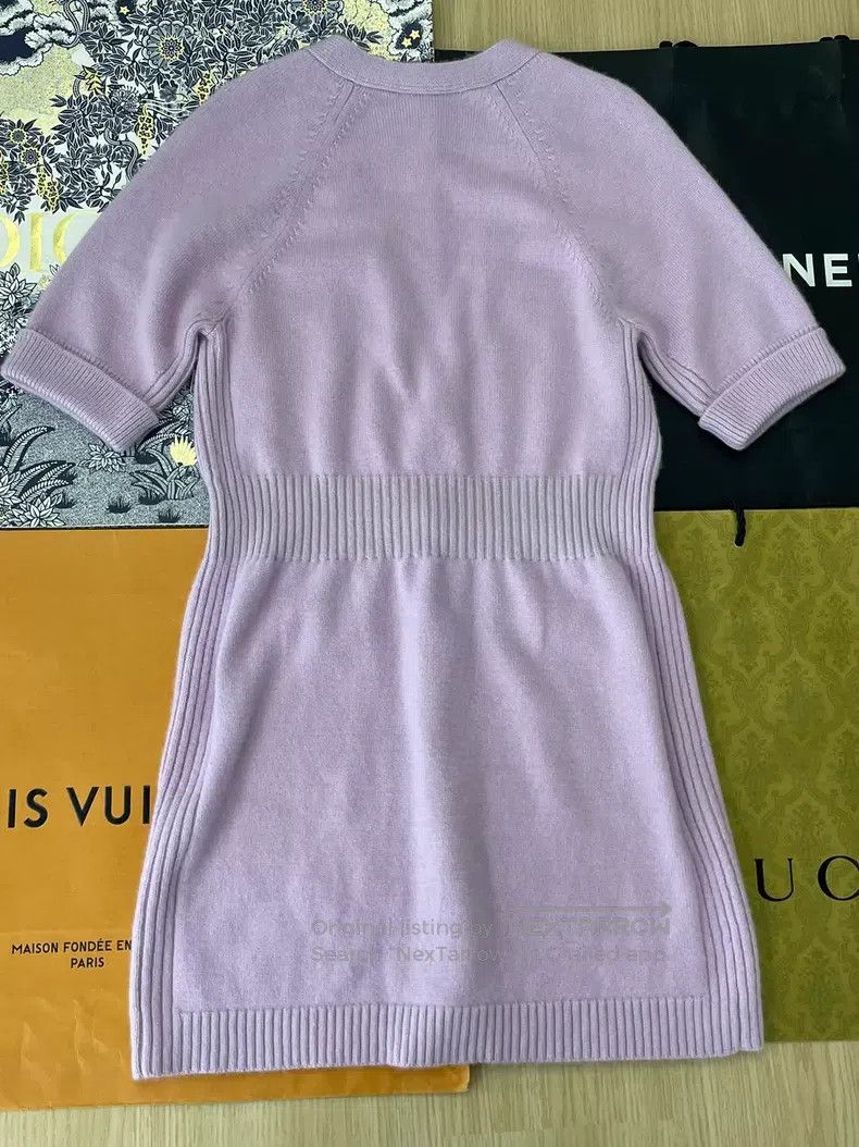 Chanel Chanel Pink V-neck cashmere dress Size XS / US 0-2 / IT 36-38 - 3 Thumbnail