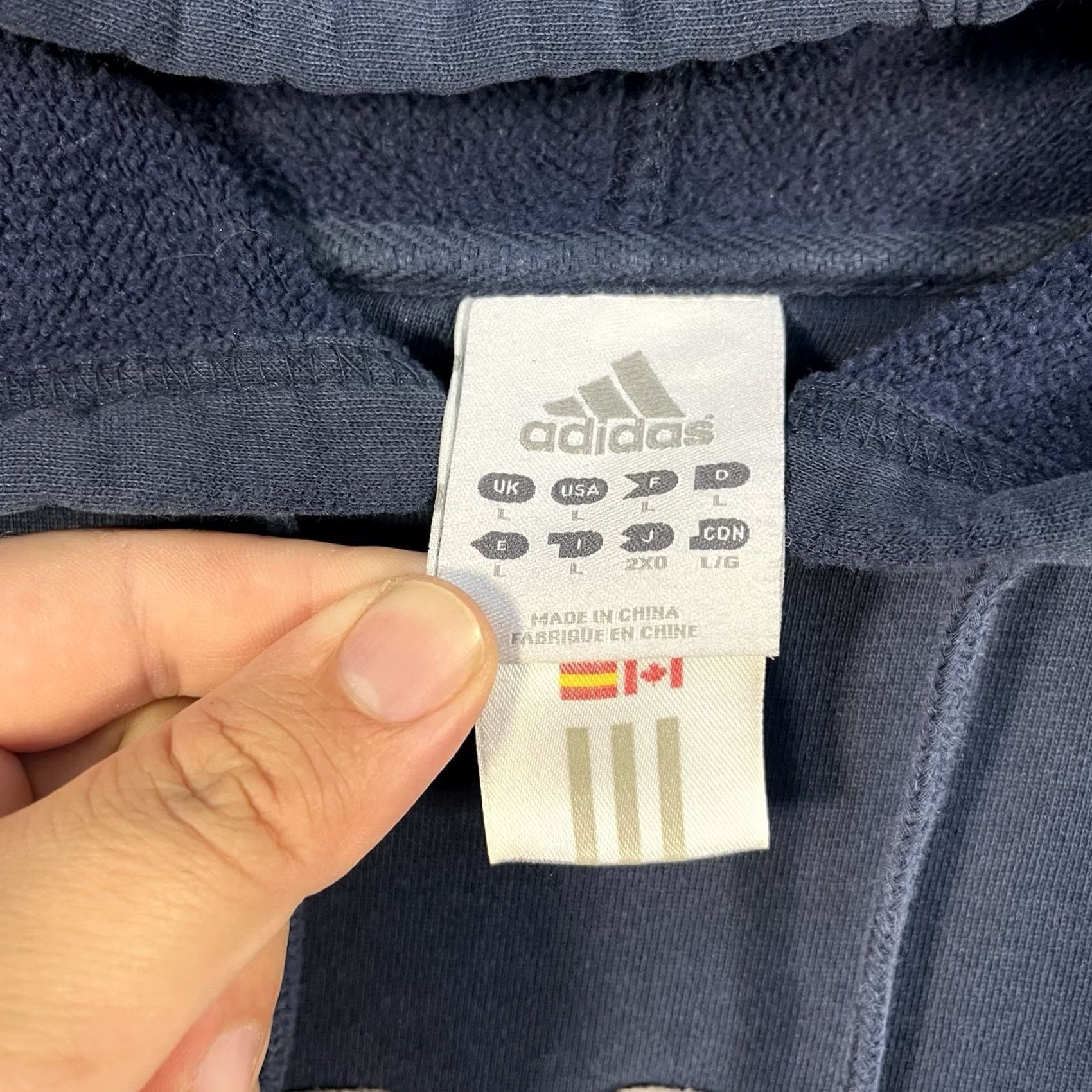 Adidas VINTAGE Adidas UCLA Bruins Hoodie Mens L Blue Embroidered Center Logo Y2k NCAA Size US L / EU 52-54 / 3 - 5 Thumbnail