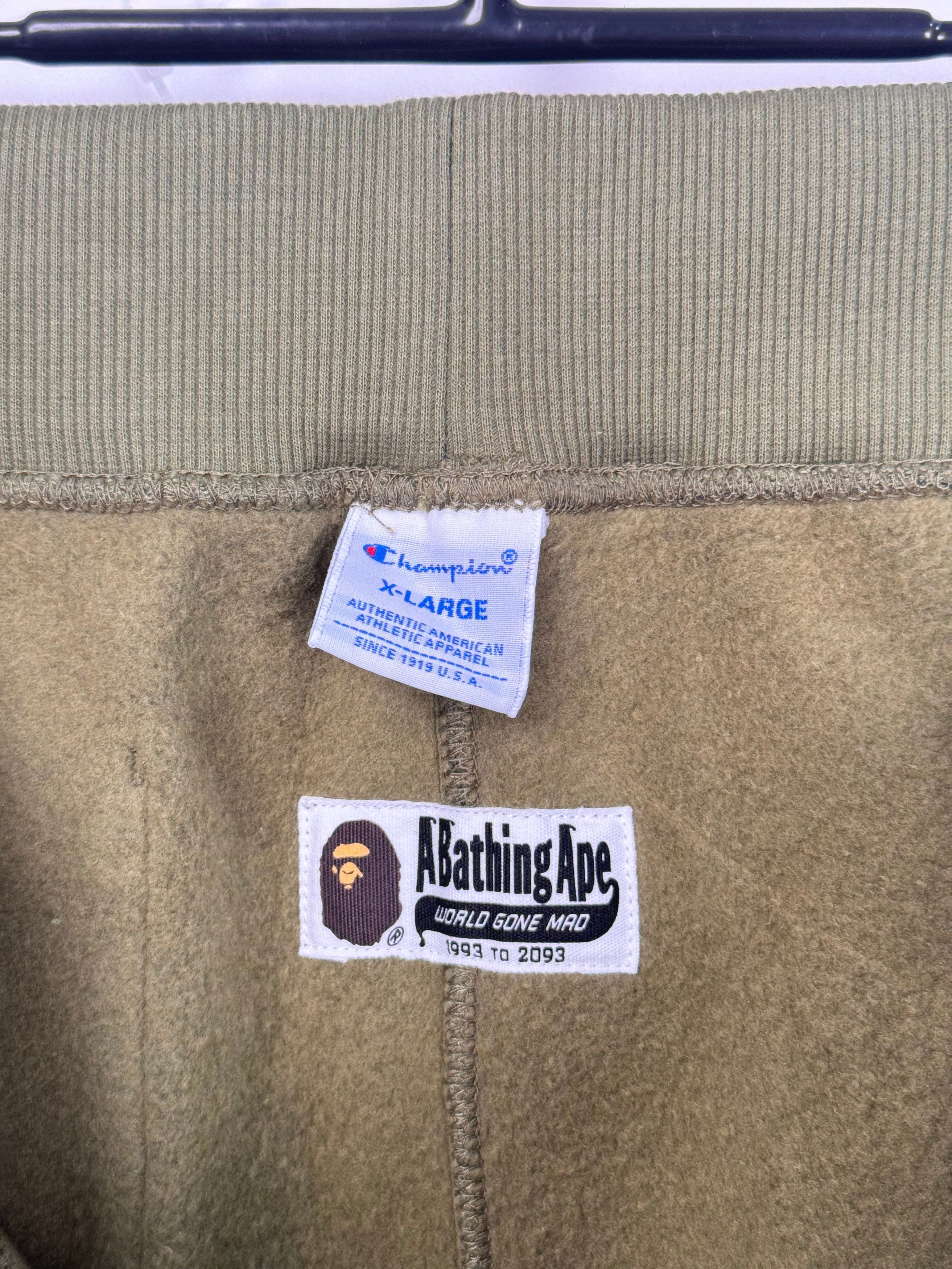 Bape × Champion NEW WITH TAG* BAPE x Champion 1st Camo Sweatpants Size XL Size US 36 / EU 52 - 10 Thumbnail
