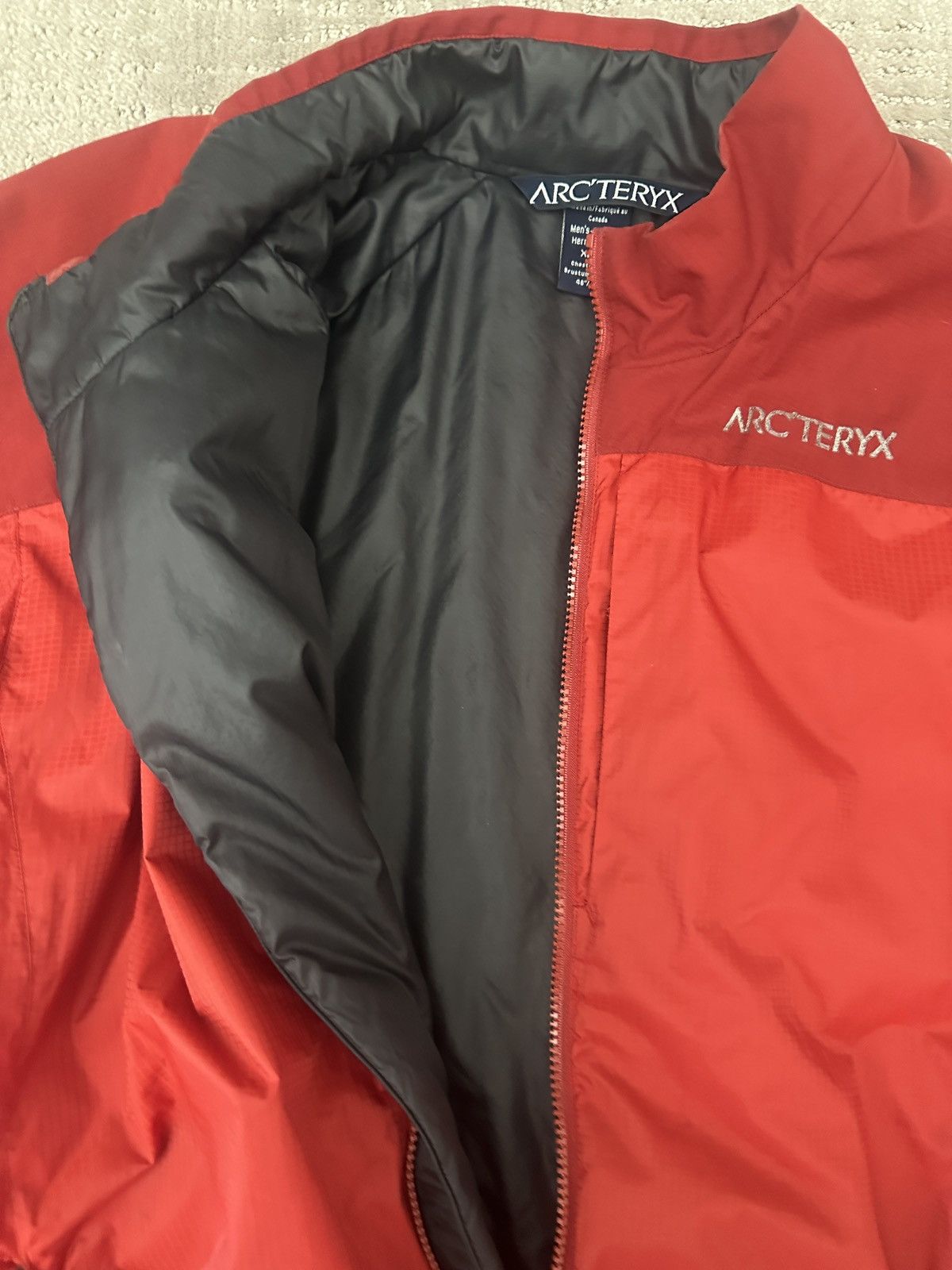 Arc'teryx Red Arcteryx Puffer Size US L / EU 52-54 / 3 - 3 Thumbnail