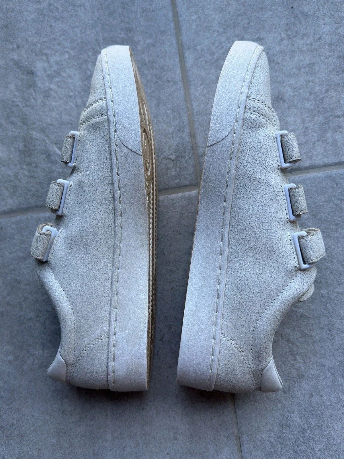 Fred Perry FRED PERRY MENS LEATHER SHOES SNEAKERS CASUAL Size US 9 / EU 42 - 9 Thumbnail