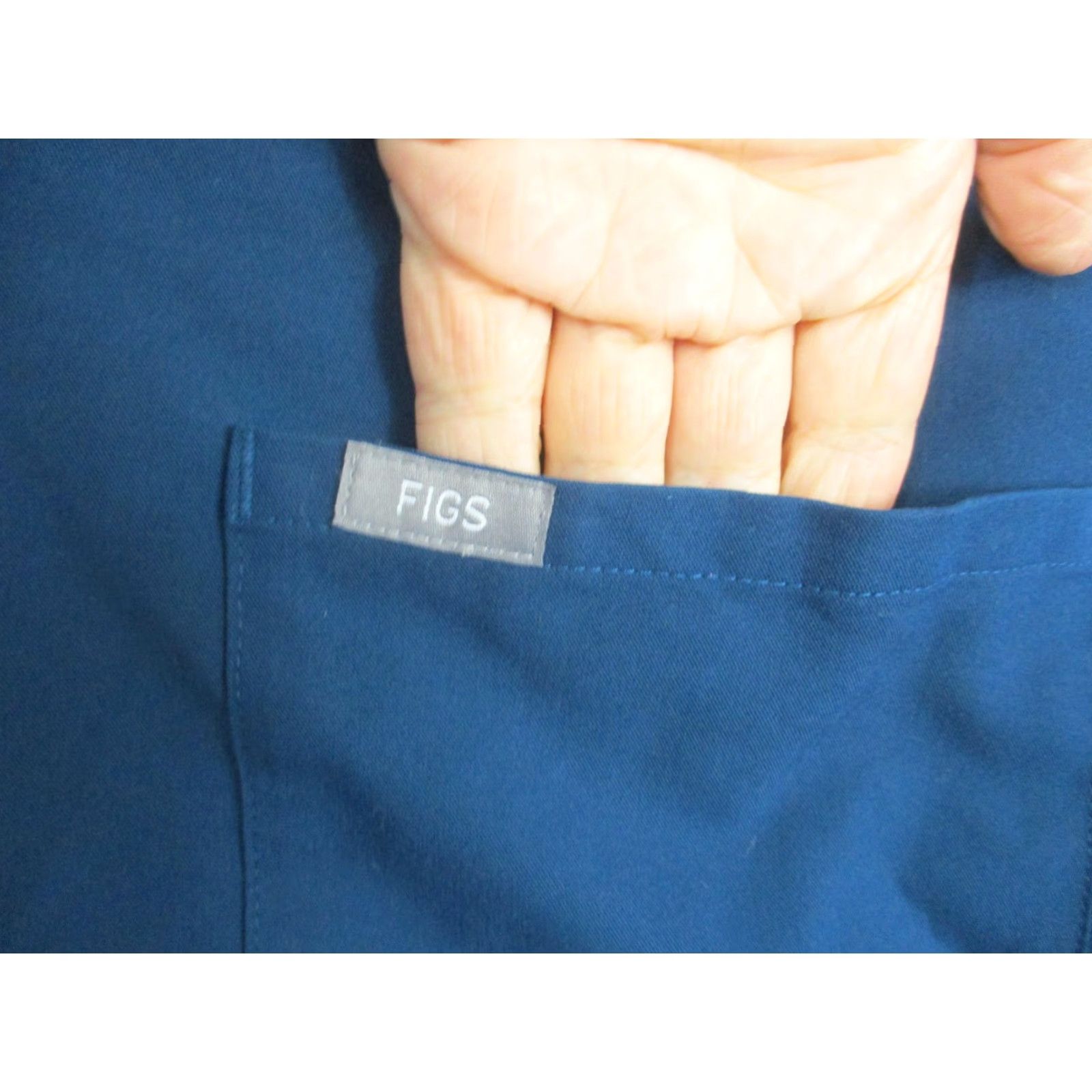 Vintage FIGS Scrub Shirt Womens Large Blue Catarina Technical Collection Medical Uniform Size L / US 10 / IT 46 - 2 Thumbnail