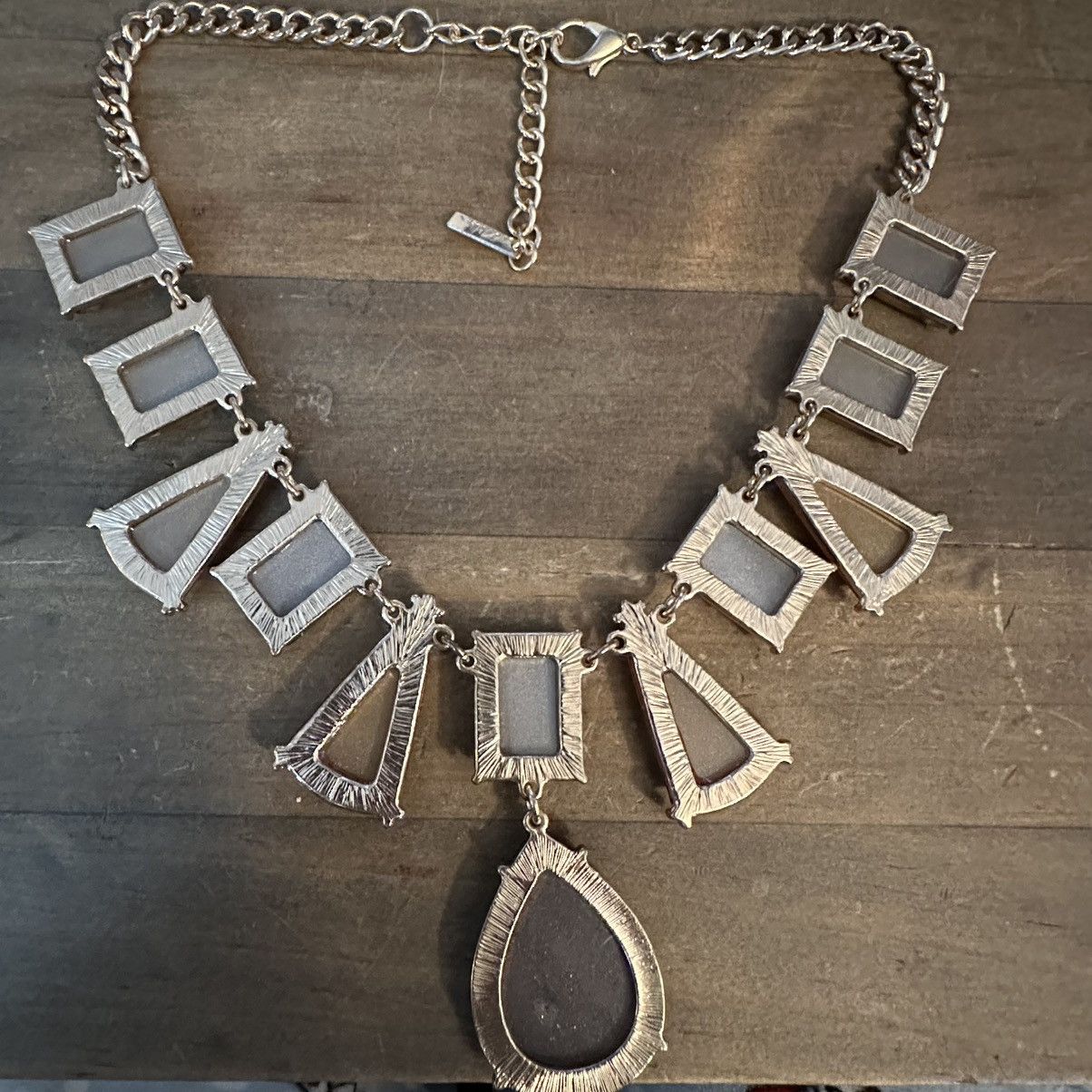 Other Mika shimmery stones geometric statement necklace Size ONE SIZE - 6 Thumbnail