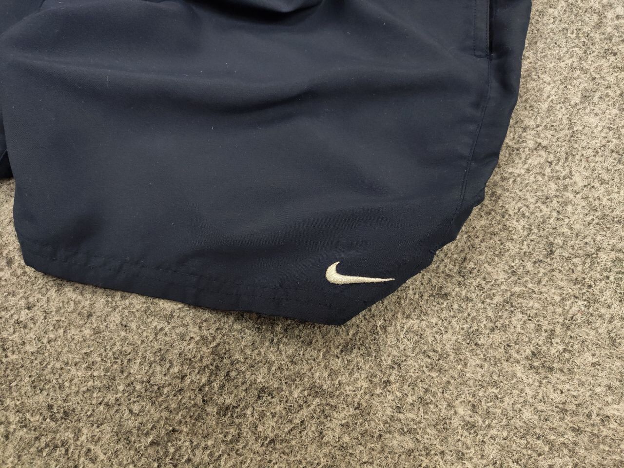 Nike Vintage Nike Shorts Dark Logo swoosh casual Y2K Streetwear Size US 31 - 4 Thumbnail