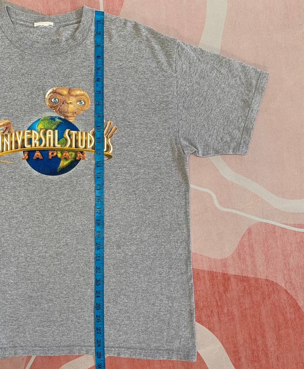 Universal Studios Rare Vintage E.T Extraterrestrial Movie Tees Size US XL / EU 56 / 4 - 8 Thumbnail