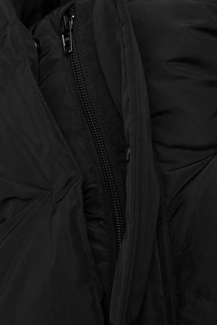 Balenciaga o1y0625 Shell Jacket in Black Size M / US 6-8 / IT 42-44 - 4 Thumbnail