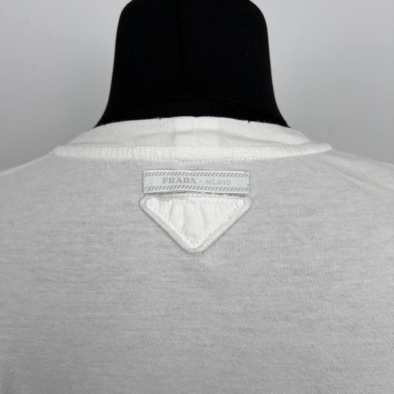 Prada PRADA Vintage Basic White T-Shirt Size L Size L / US 10 / IT 46 - 4 Thumbnail