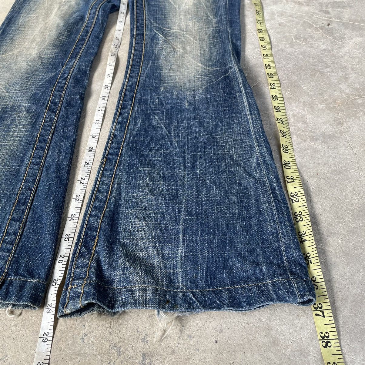 Hysteric Glamour 🇯🇵 LOLITA Flare Bootcut Mudwash Distressed Exotic Denim Jeans Size 29" - 17 Thumbnail