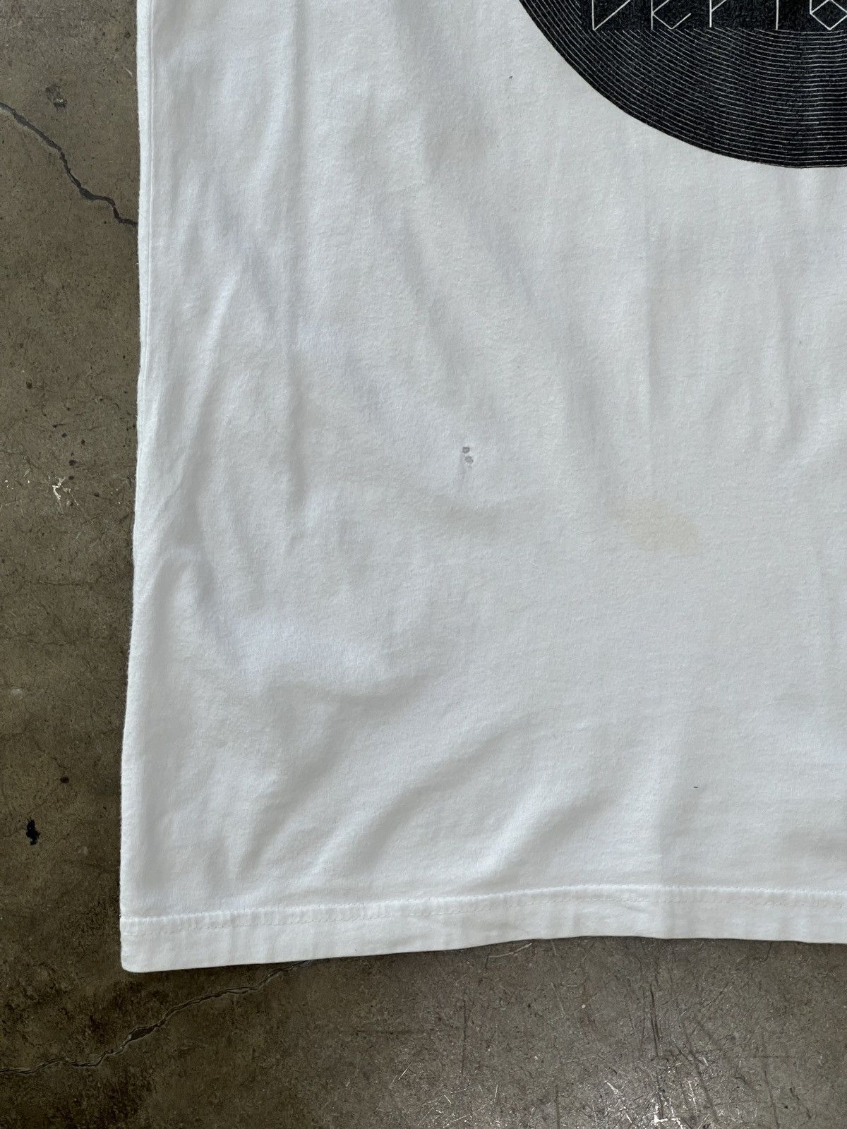 Band Tees Deftones Half Moon Tour Band Tee Large Size US L / EU 52-54 / 3 - 7 Thumbnail