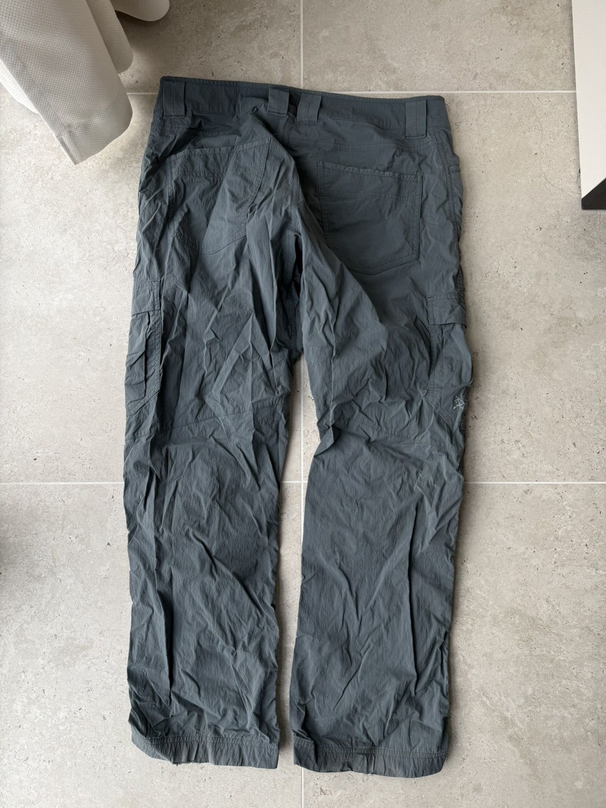 Arc'teryx vintage arcteryx nylon pants Size US 34 / EU 50 - 2 Thumbnail
