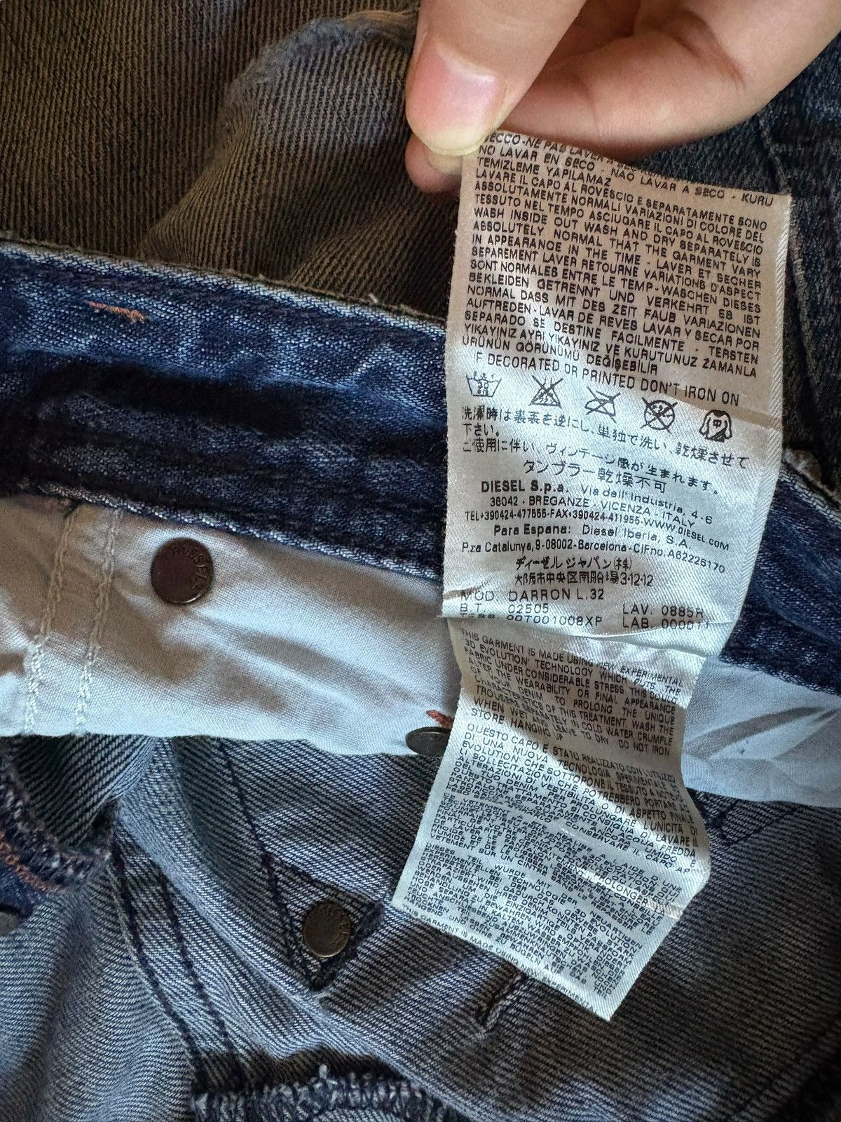 Diesel × Diesel Black Gold Vintage Diesel Faded Blue Wash Distressed Slim Jeans Size US 34 / EU 50 - 12 Thumbnail