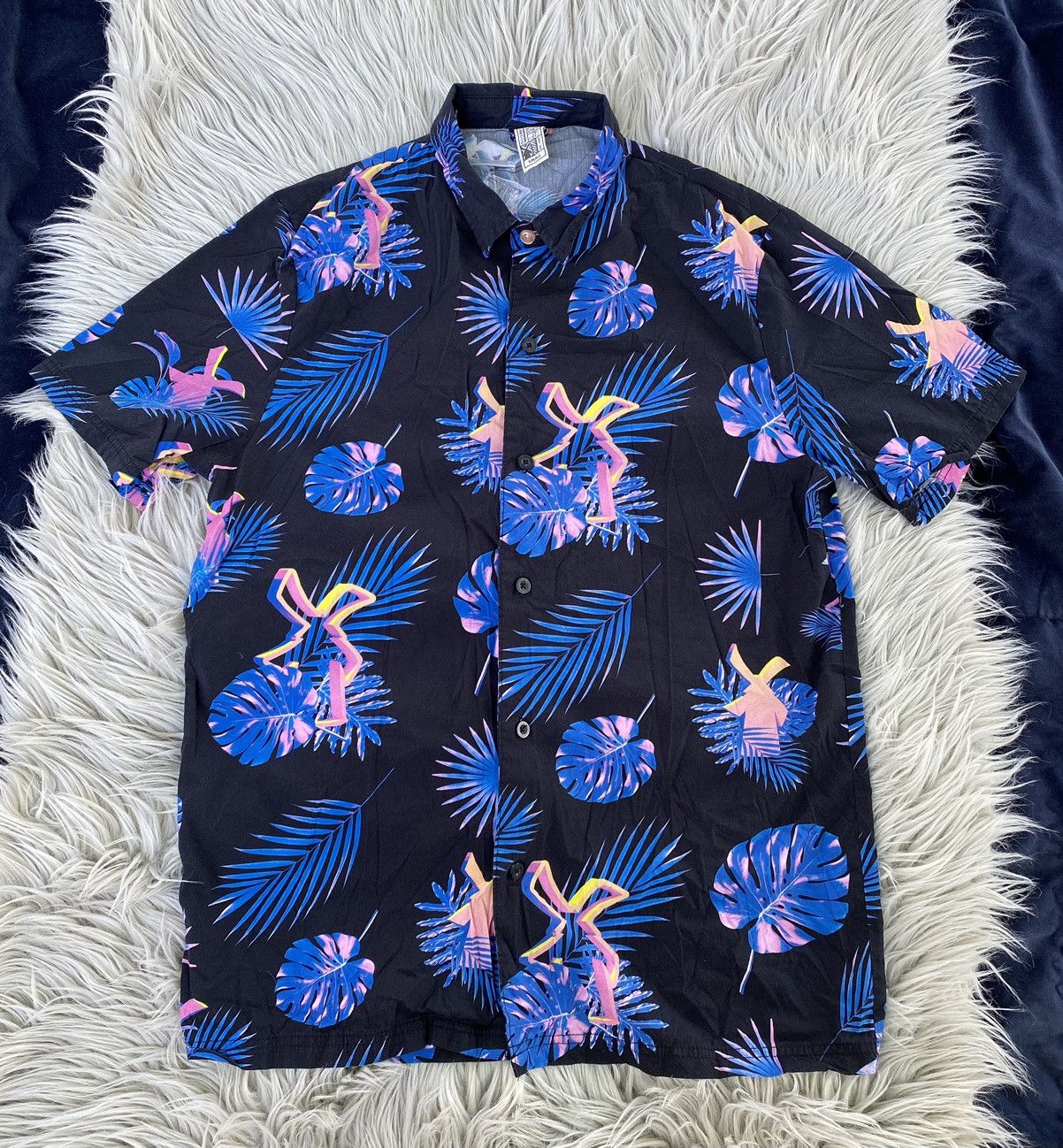 Other Dutch Bros Hawaiian Shirt Small Size US XS / EU 42 / 0 - 1 Thumbnail