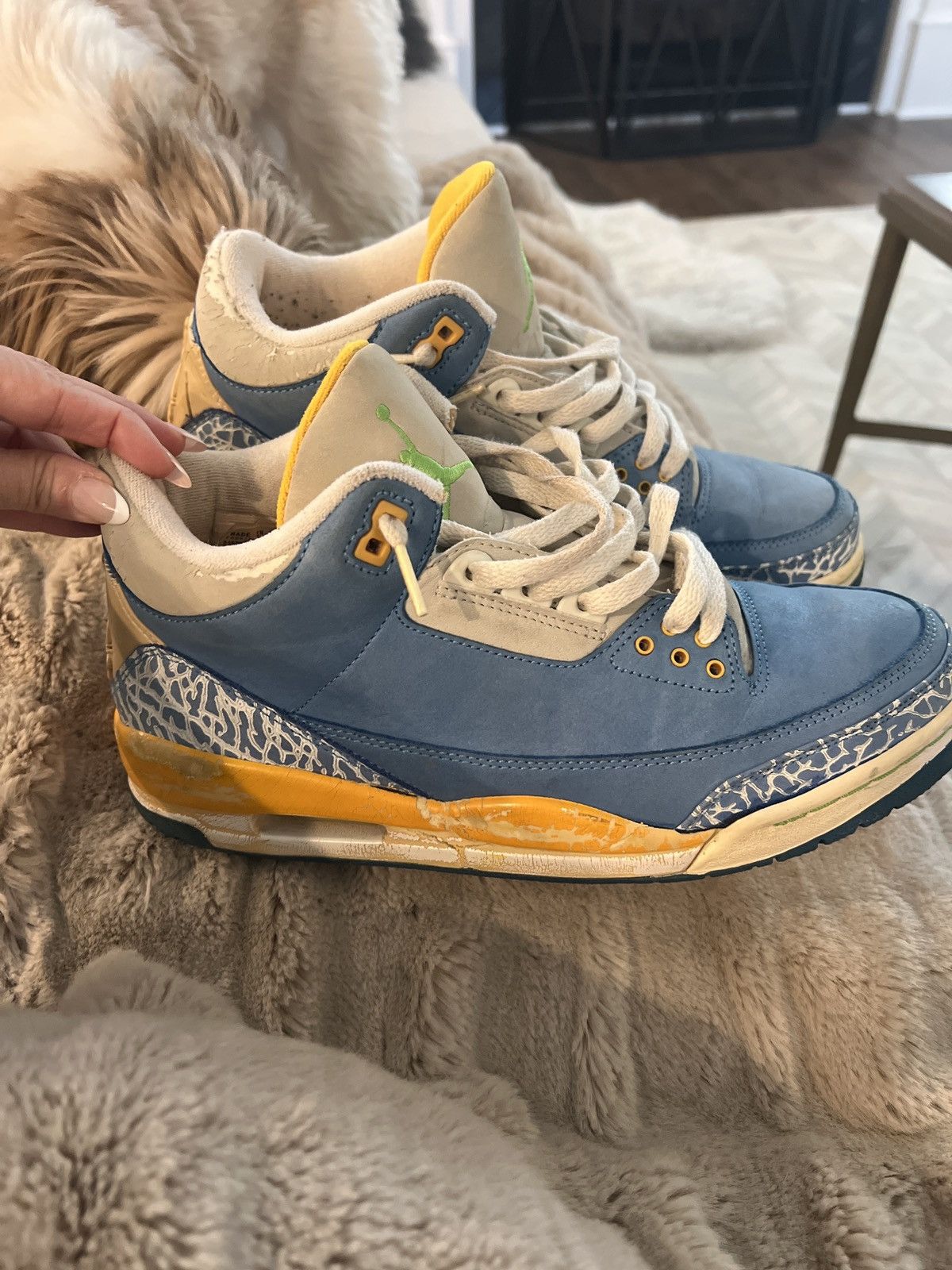 Jordan Brand Yellow and Blue Jordan’s Size US 10 / EU 43 - 7 Thumbnail
