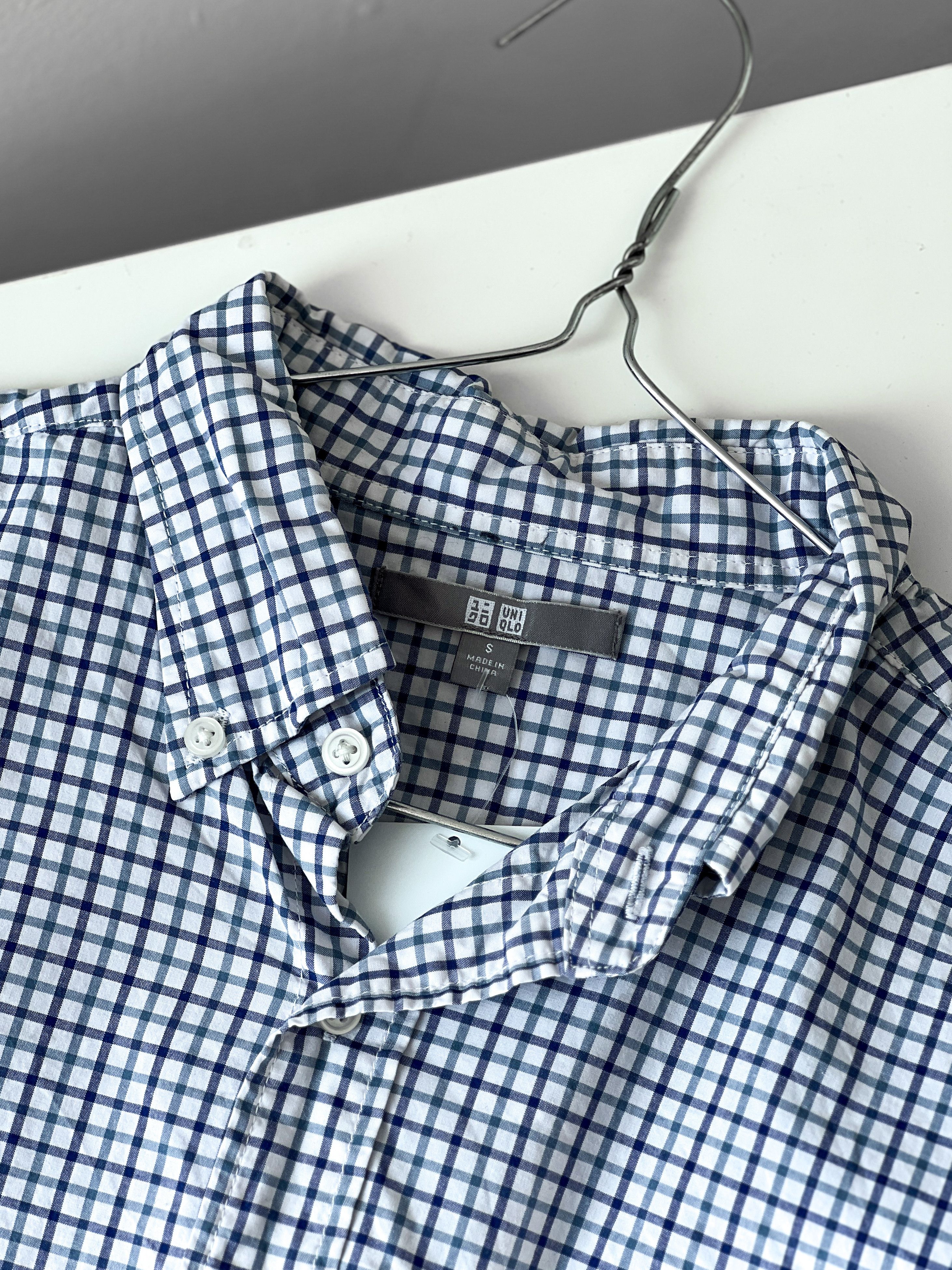 Uniqlo UNIQLO shirt Size US S / EU 44-46 / 1 - 8 Thumbnail