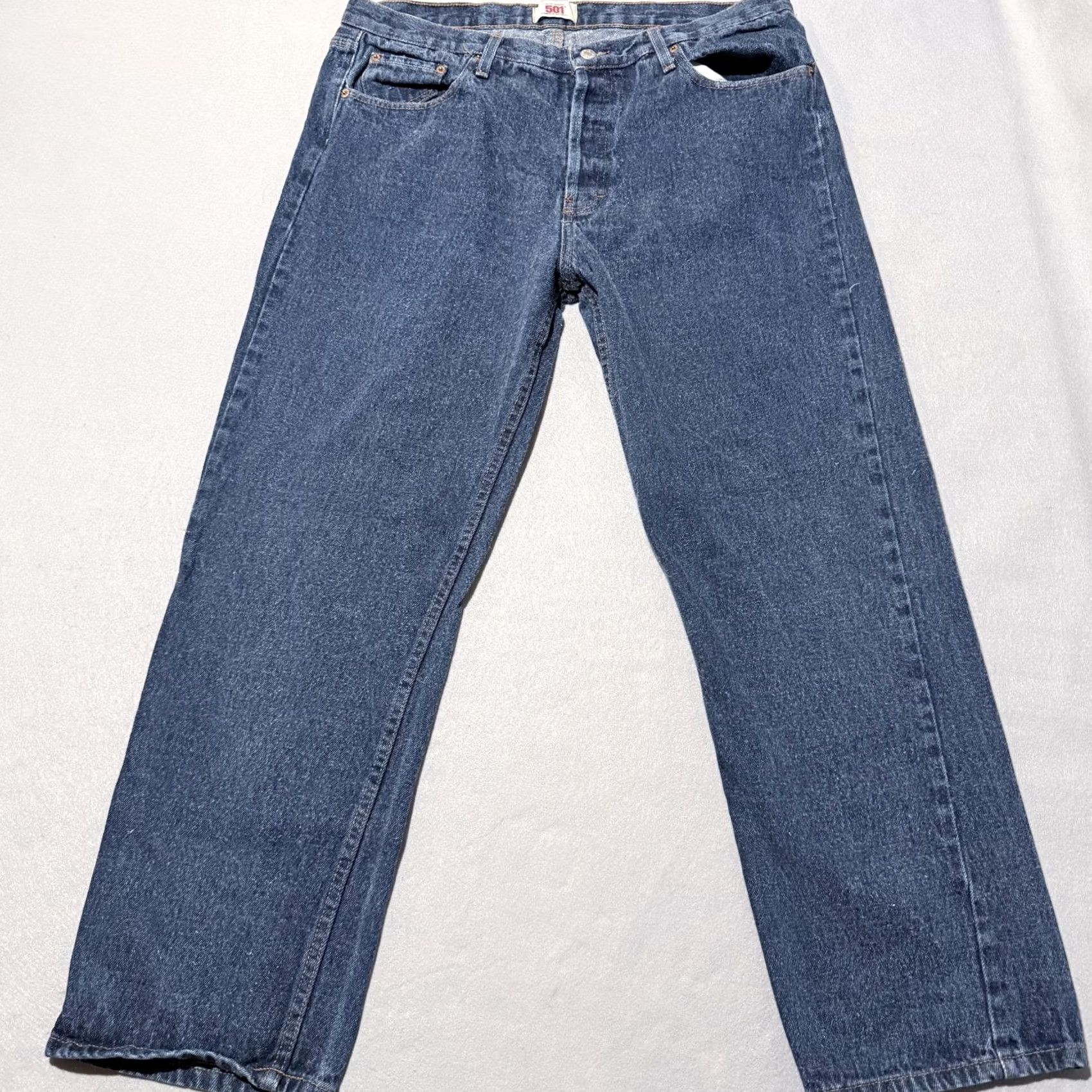 Levi's Vintage Levi's 501 Original Straight Leg Button-Fly Jeans Blue Denim Y2K 38X32 Size US 38 / EU 54 - 2 Thumbnail