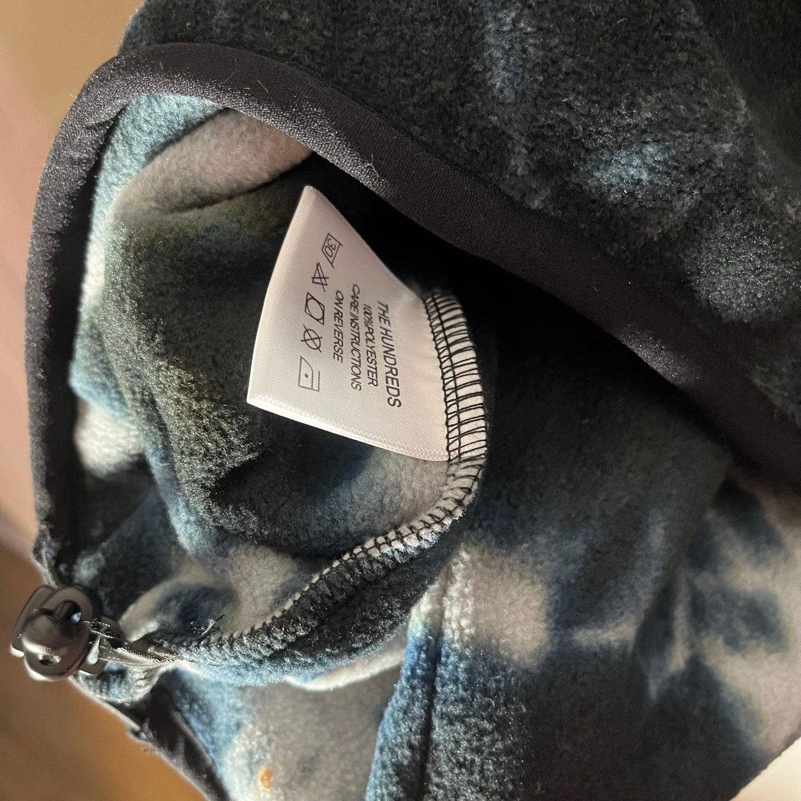 The Hundreds •NWT• THE HUNDREDS ACID TIEDYE Embroidered front Fleece • M Size US M / EU 48-50 / 2 - 8 Thumbnail