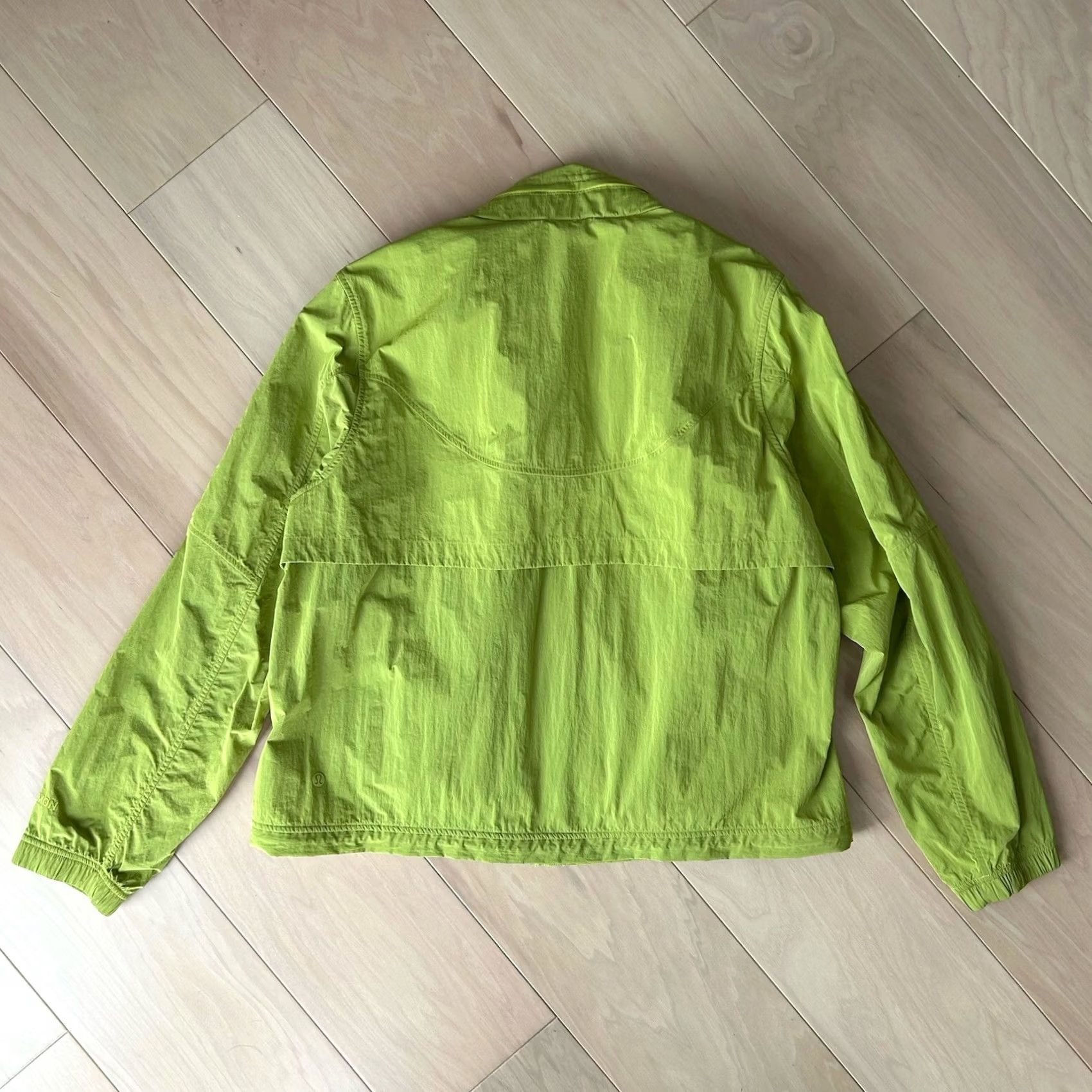 Lululemon Lightweight Hooded Jacket Yellow Serpentine Womens 12 Size XL / US 12-14 / IT 48-50 - 2 Thumbnail