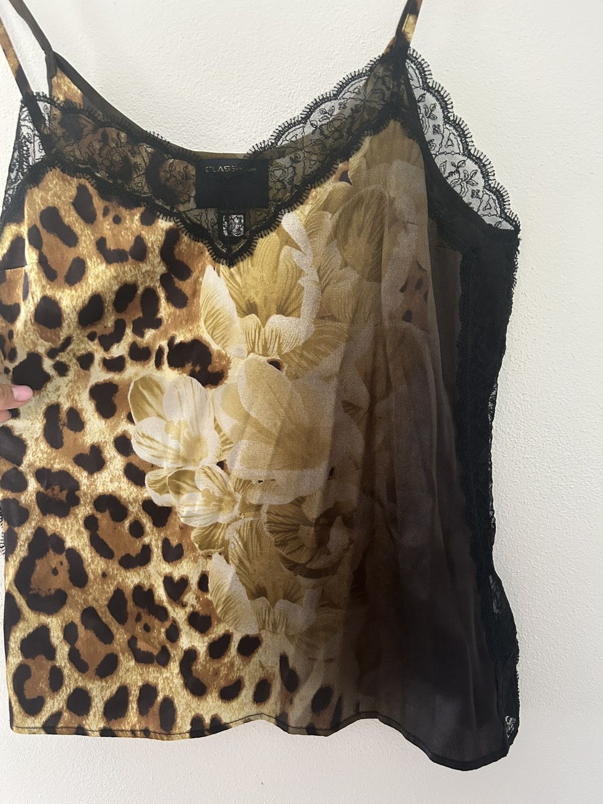 Roberto Cavalli Roberto Cavalli Beautiful Top Size XL / US 12-14 / IT 48-50 - 3 Thumbnail